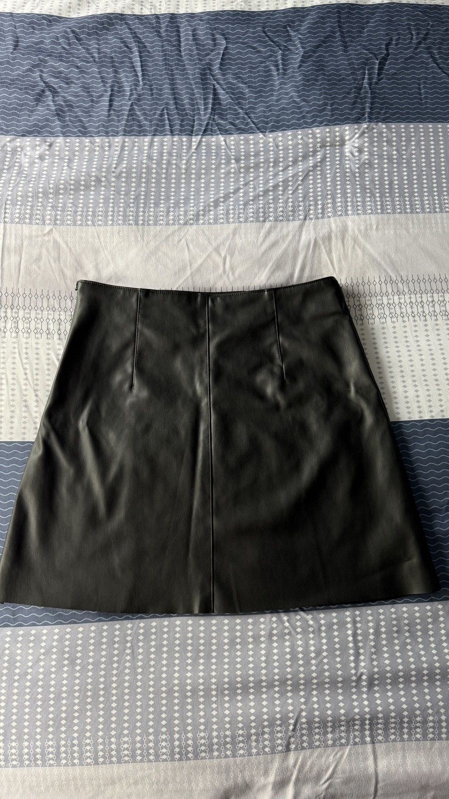 Primark Black Faux Leather Mini Skirt Size 28" / US 6 / IT 42 - 2 Thumbnail