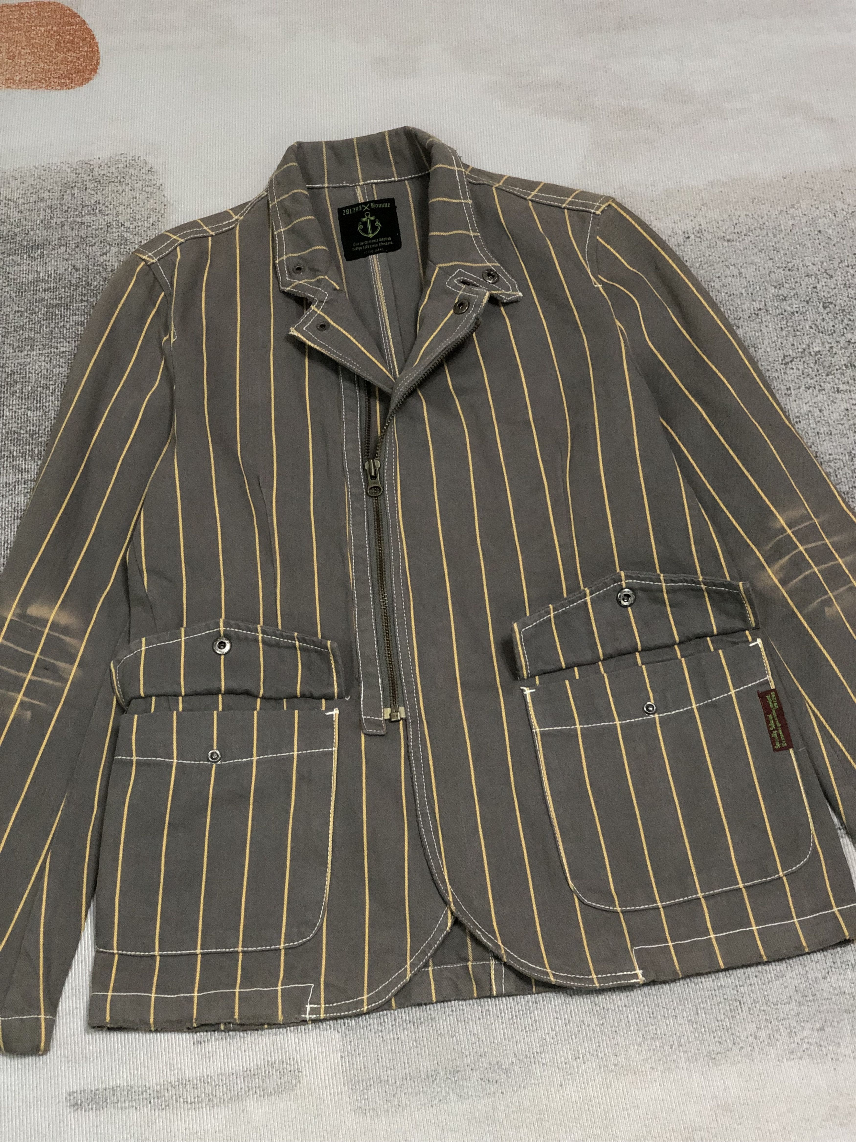 291295=Homme 291295=Homme Asymmetric striped jacket Size US M / EU 48-50 / 2 - 7 Thumbnail