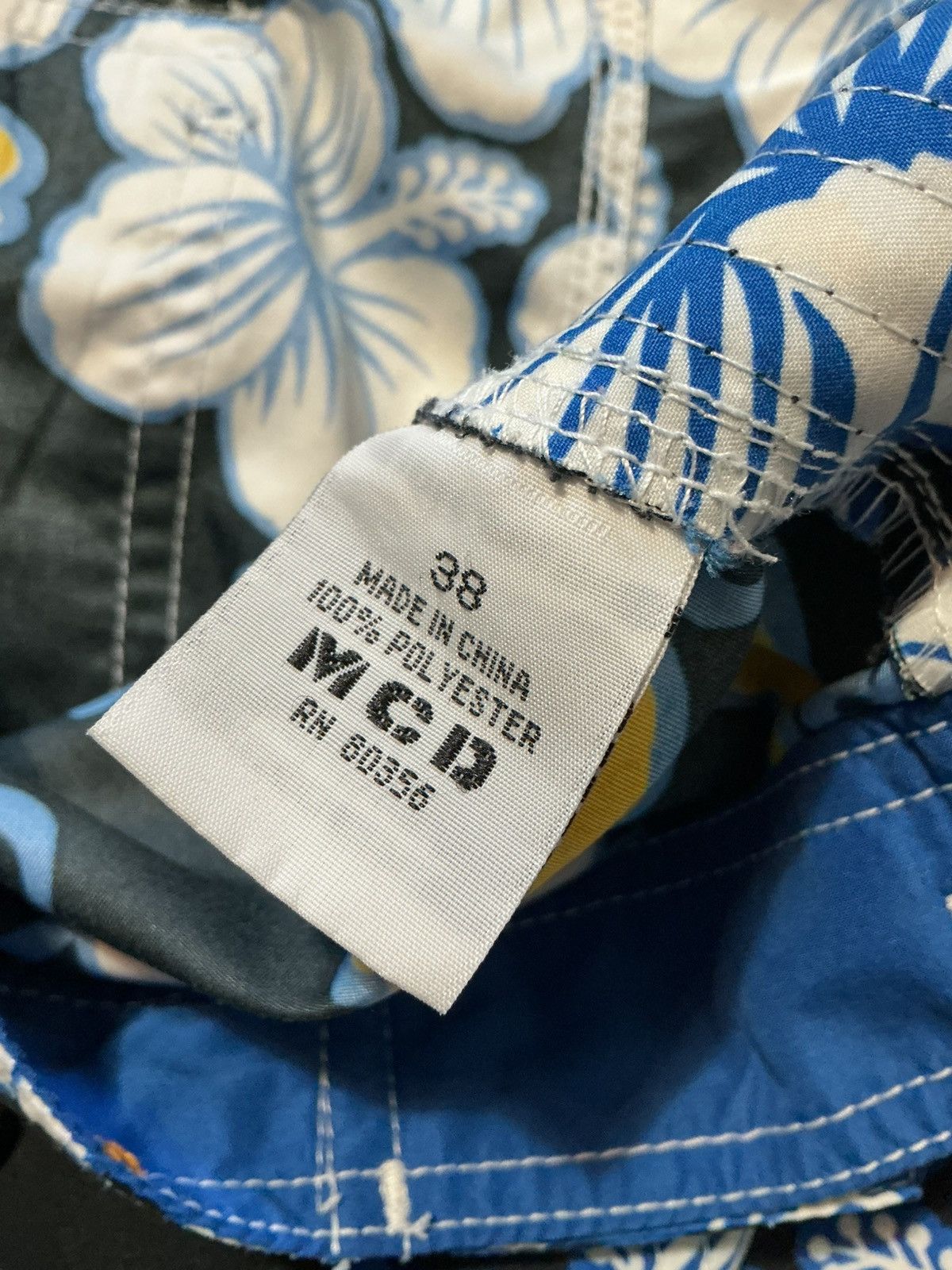 Other VTG Y2K MCD More Core Division Hibiscus Surf Board Shorts Size US 38 / EU 54 - 8 Thumbnail