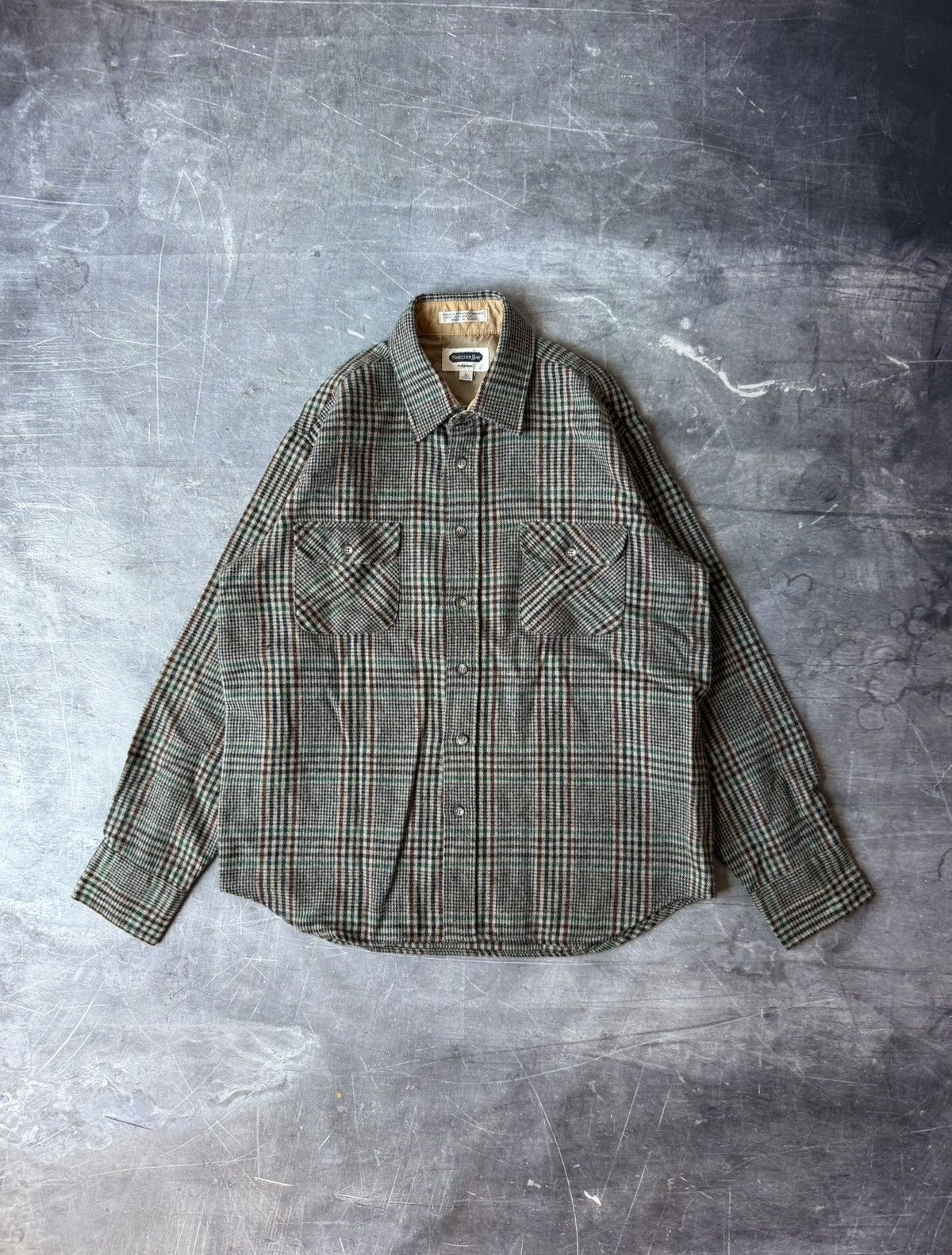 Vintage Vintage Shelter Bay by Arrow Flannel Button-down Shirt (L) Size US L / EU 52-54 / 3 - 1 Thumbnail