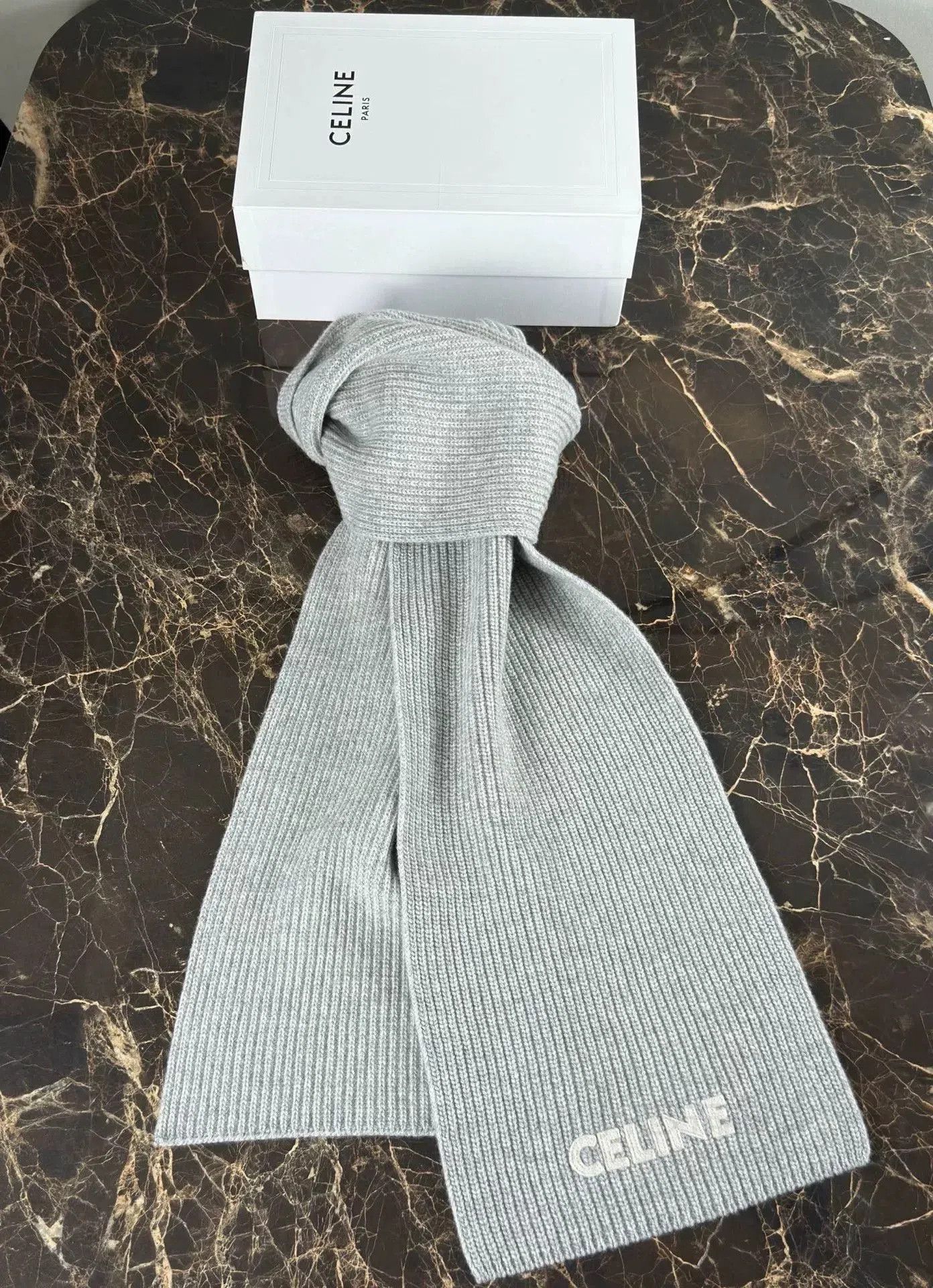 Celine Celine Gray Logo Letter Scarf. Size ONE SIZE - 8 Thumbnail