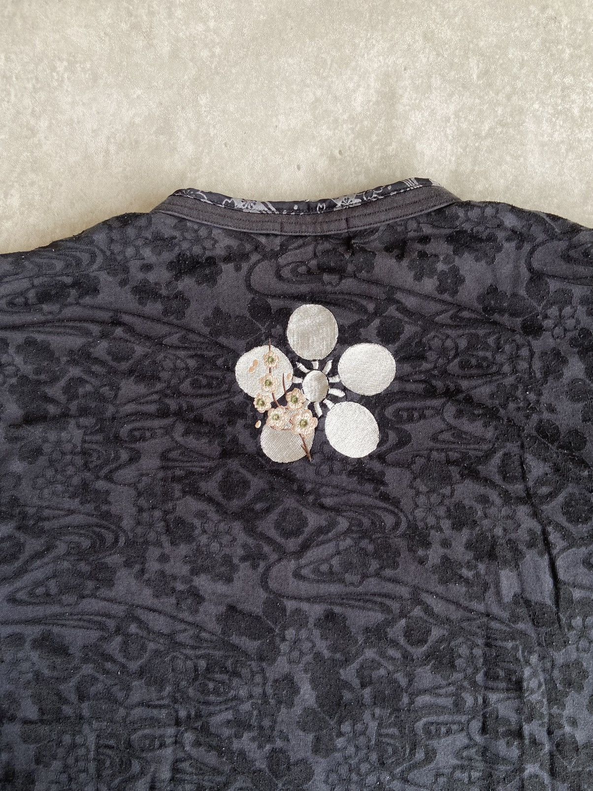 Japanese Brand Karakuri Tamashi Flower Sukajan Long Sleeve Size US XXL / EU 58 / 5 - 10 Thumbnail