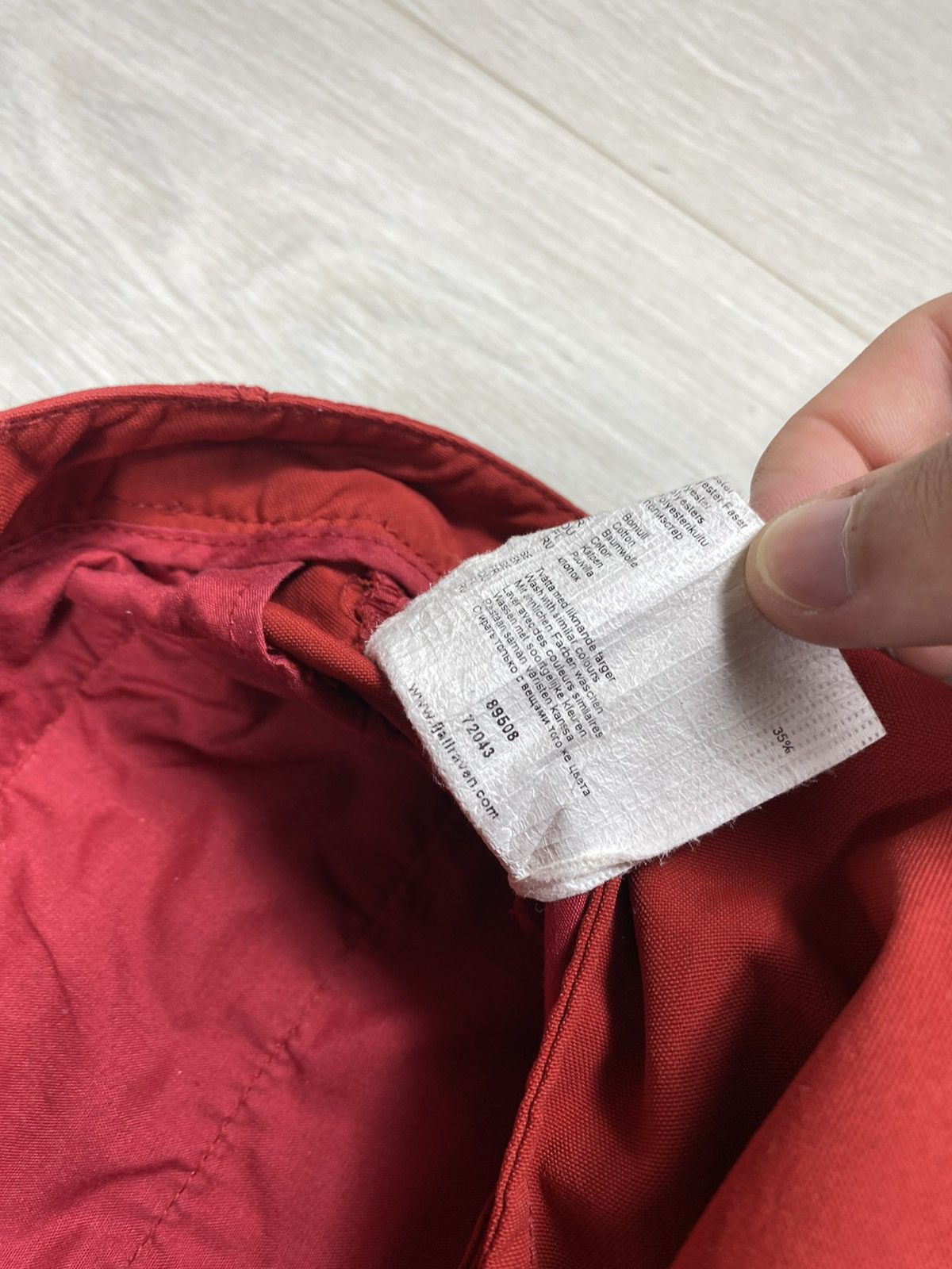 Fjallraven × Vintage Fjallraven Red Long Shorts Size 28" / US 6 / IT 42 - 10 Thumbnail