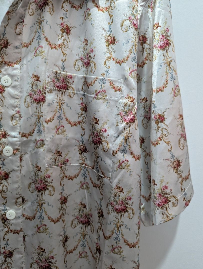 Han Kjobenhavn Han Kjobenhavn Floral Silk SS Shirt L Size US L / EU 52-54 / 3 - 11 Thumbnail