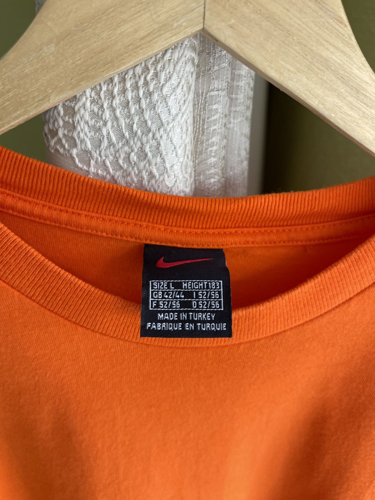 Nike × Vintage Vintage 90s Nike Center Swoosh Tee T-Shirt Size US L / EU 52-54 / 3 - 2 Thumbnail