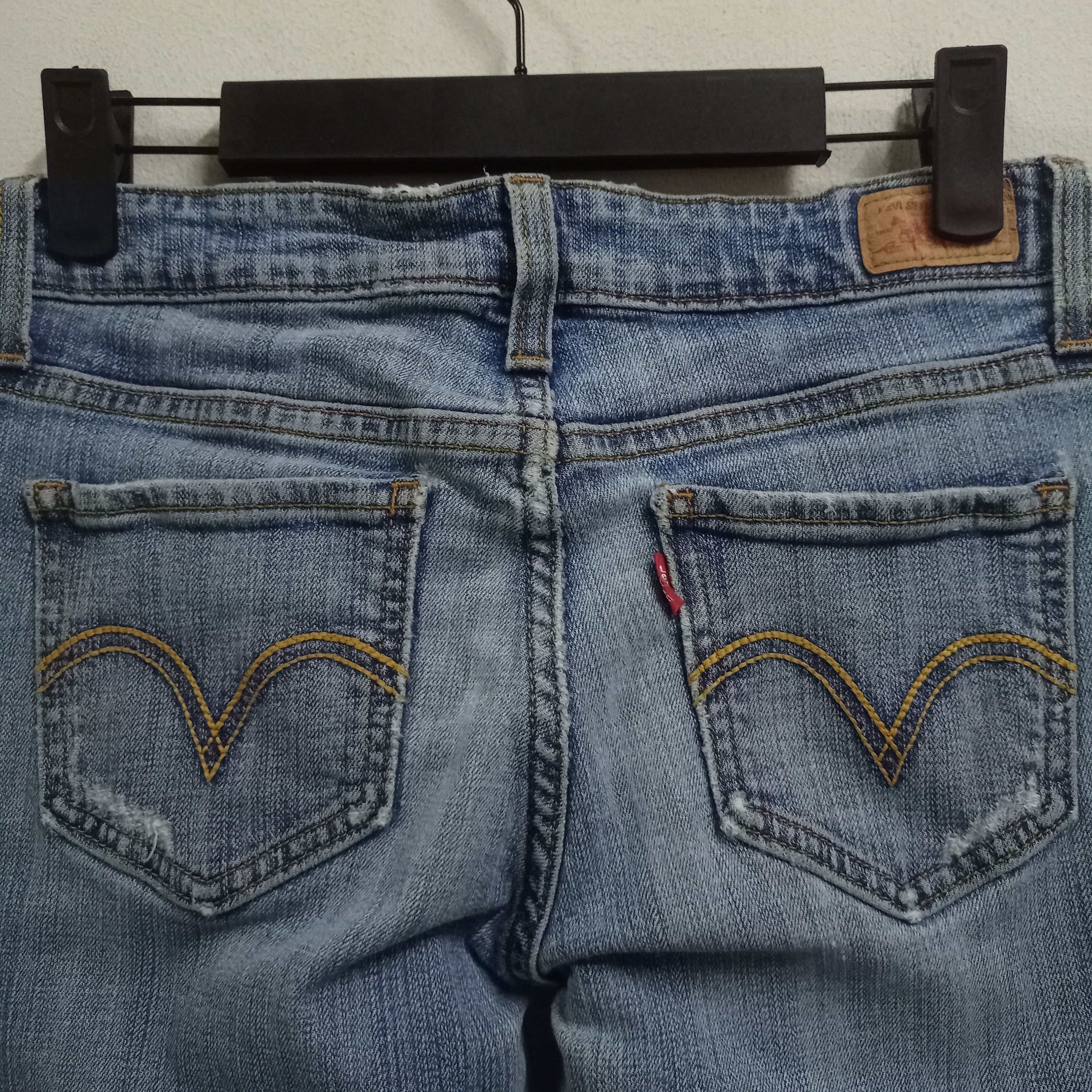 Levi's × Levi's Vintage Clothing Rare Levis 518 Superlow Blue Wash Distressed Flare Jeans Size 28" / US 6 / IT 42 - 5 Thumbnail