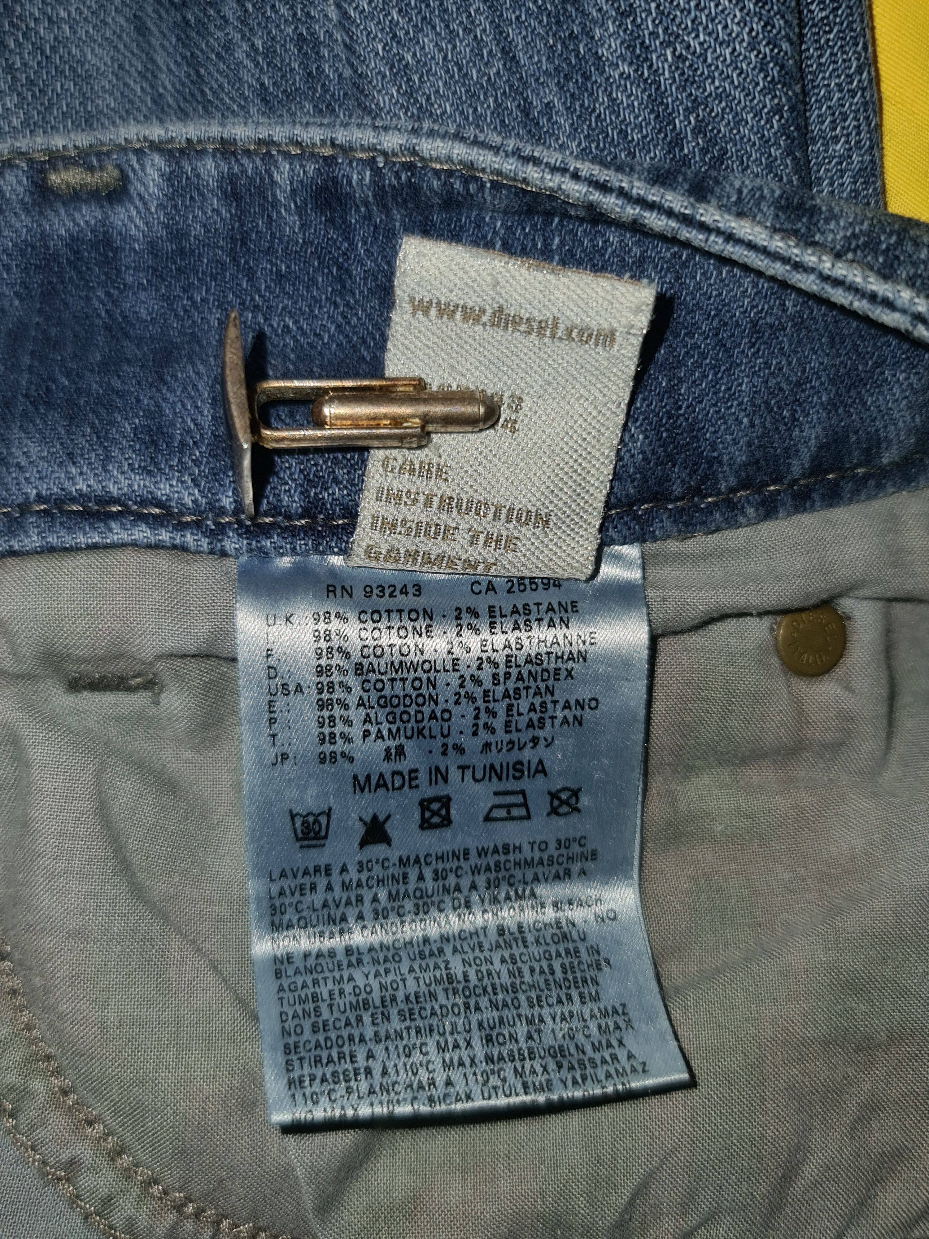 Diesel Vintage Diesel Flared Y2K Low-Rise Bootcut Washed Denim Size US 30 / EU 46 - 11 Thumbnail