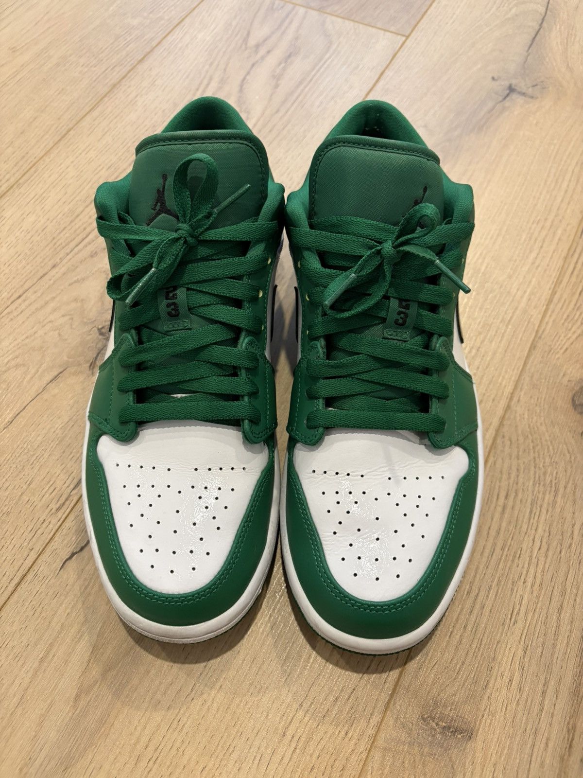 Nike Jordan 1 low Size US 10 / EU 43 - 2 Thumbnail