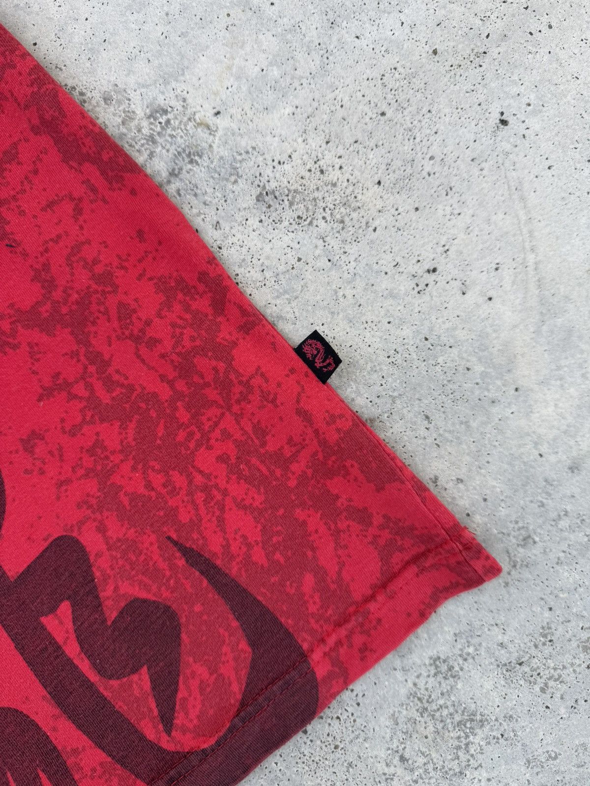 Dogtown 2000s Dogtown Red Dragon Over Print Tees Size US L / EU 52-54 / 3 - 7 Thumbnail
