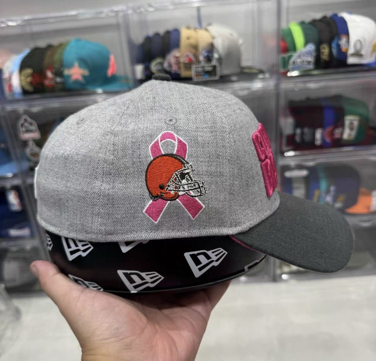 New Era New Era NFL Cleveland Browns Pink Ribbon Baseball Cap J32 Size ONE SIZE - 3 Thumbnail