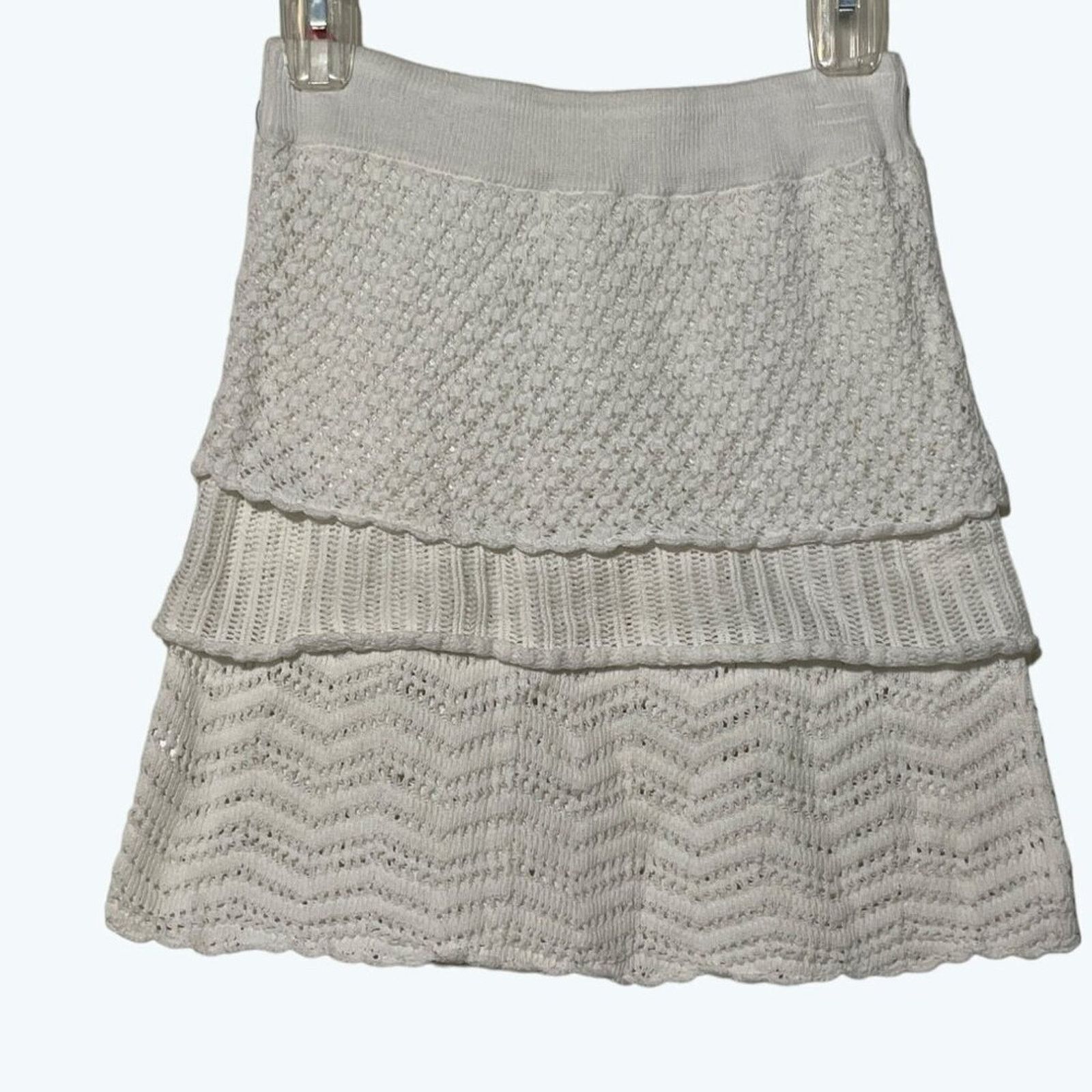 Athleta Athleta Skirt Women's XS Crochet Layered Tiered Cotton Size 24" / US 00 / IT 34 - 3 Thumbnail