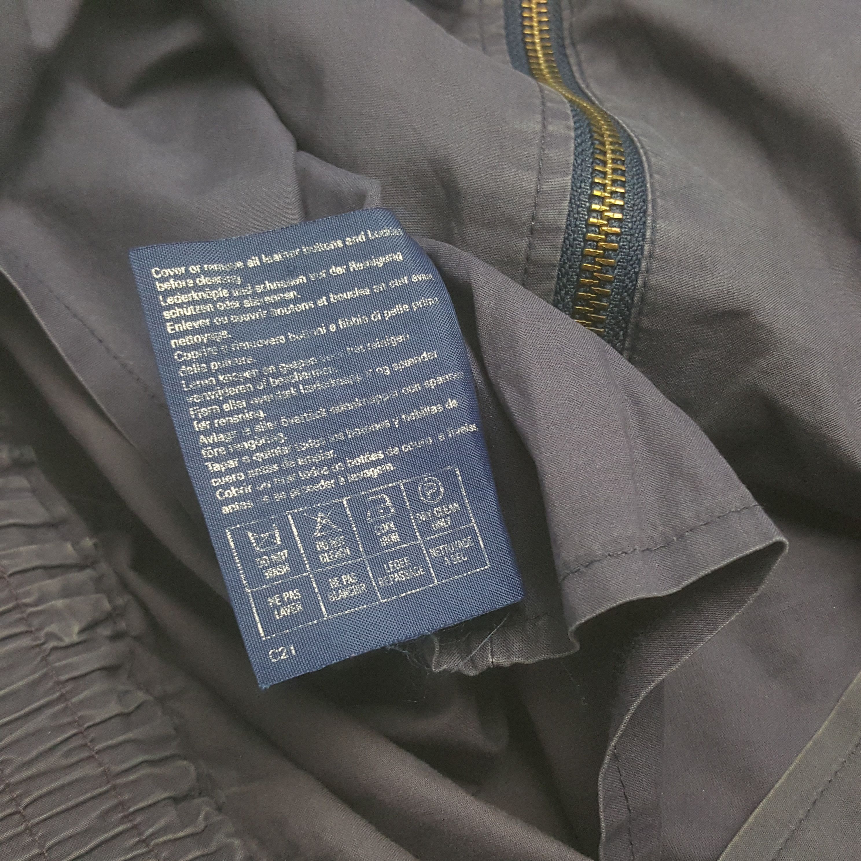 Burberry × Designer × Vintage Vintage Burberrys Zipper Jacket Size US L / EU 52-54 / 3 - 6 Thumbnail