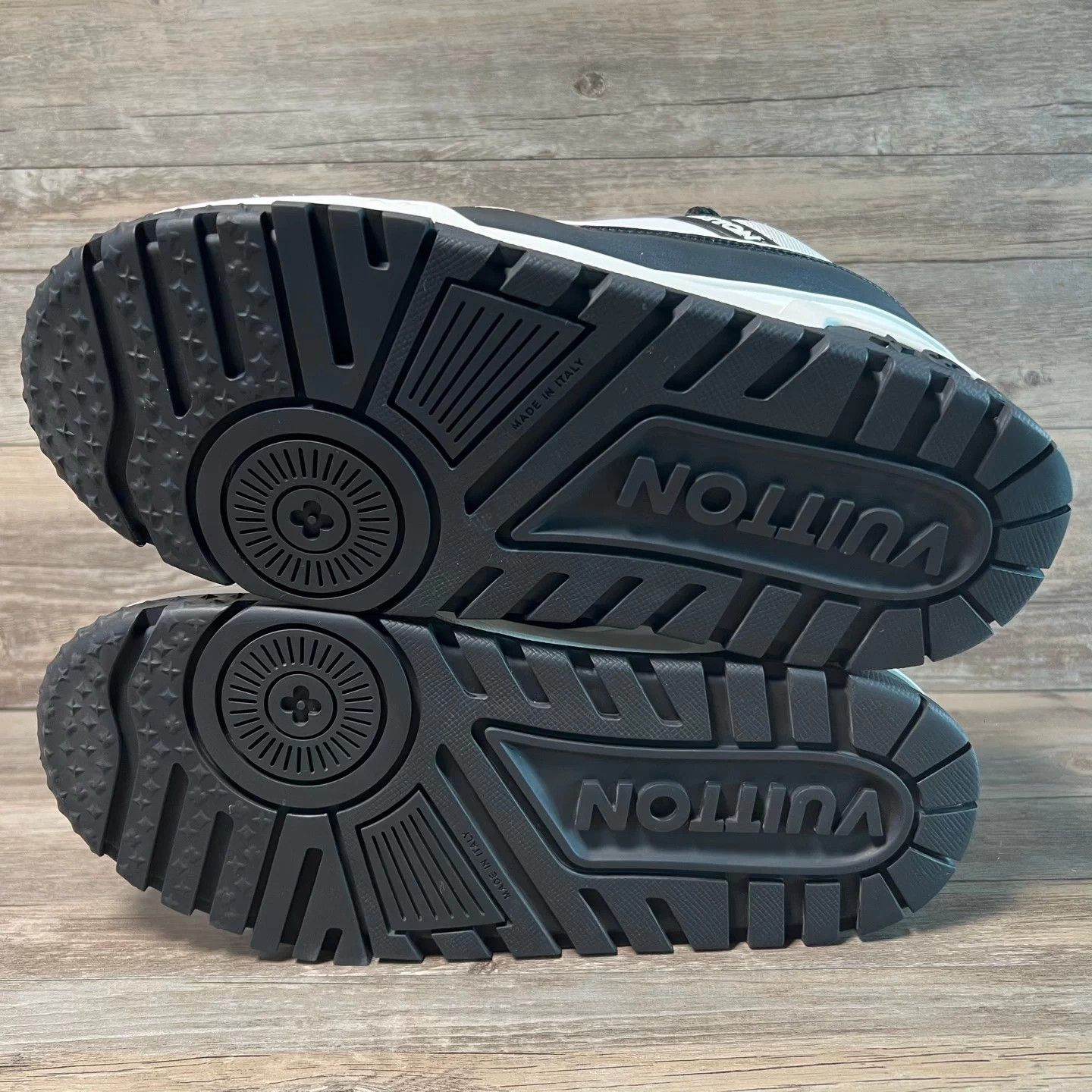 Louis Vuitton LV Trainer Maxi Black White UK9/43 like new Size US 9 / EU 42 - 6 Thumbnail