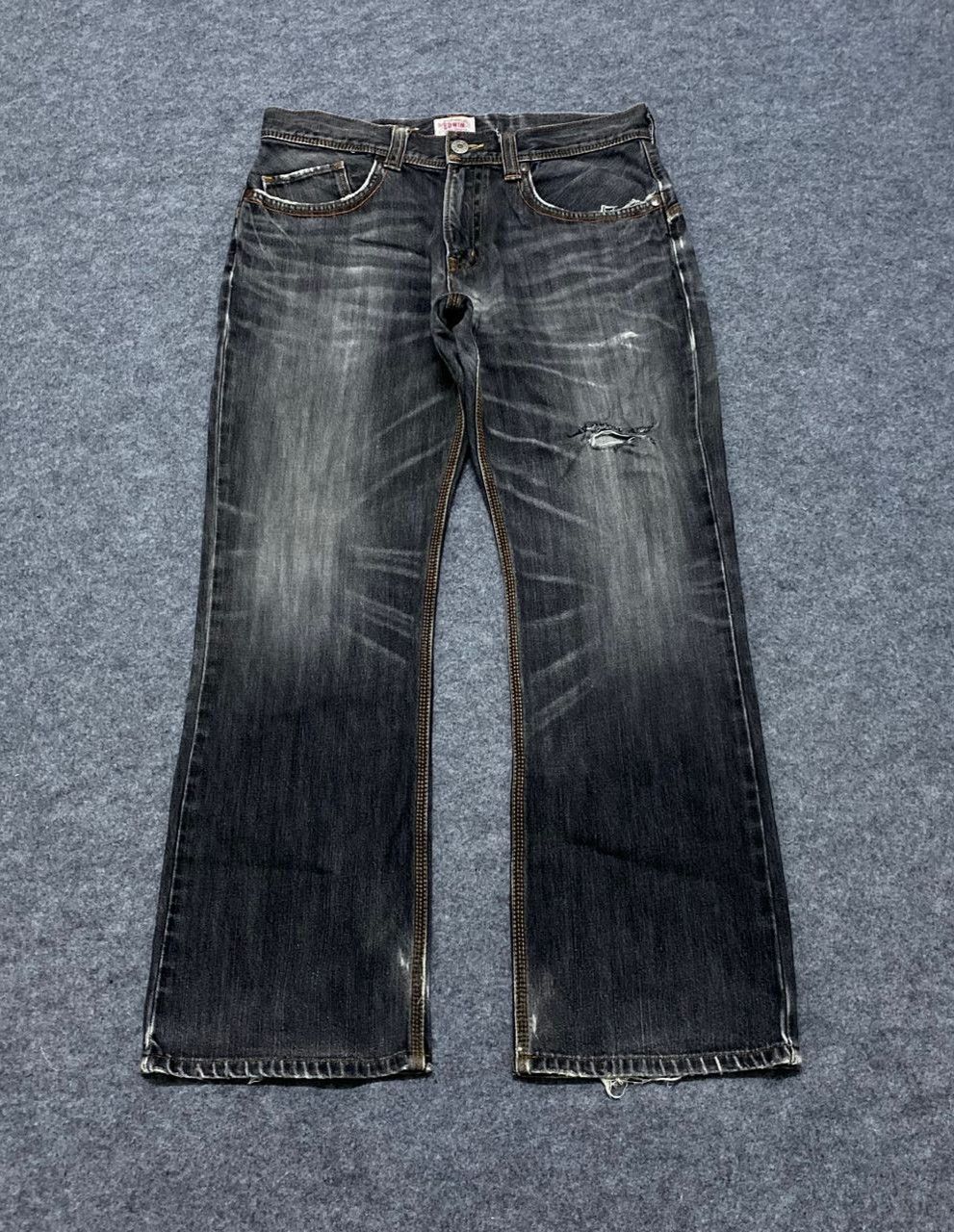 Edwin 💥Best Offer💥Vintage Edwin Buckle Back Distressed Denim Size US 35 - 1 Thumbnail