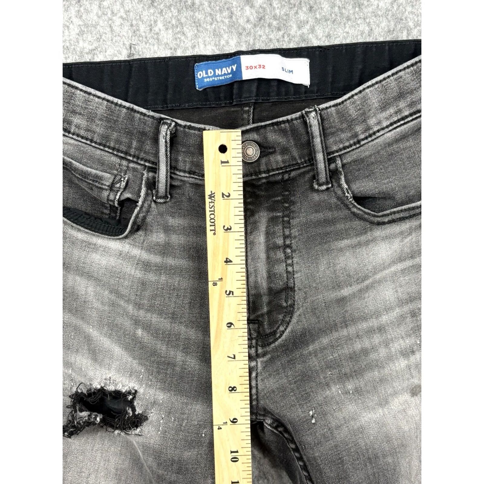 Old Navy Old Navy Men's Faded Black Slim 360° Tech Stretch Distressed Denim Jeans 30x32 Size US 30 / EU 46 - 3 Thumbnail