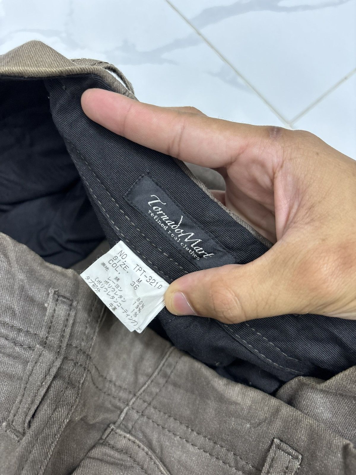 Tornado Mart TORNADO MART FLARE SUN FADED CARGO PANTS Size US 32 / EU 48 - 10 Thumbnail