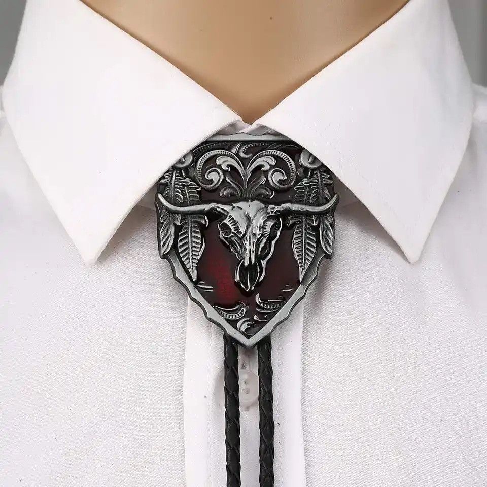 Cowboy Equipment × Vintage Amrican Red long horn bull head Bolo tie Size ONE SIZE - 1 Thumbnail
