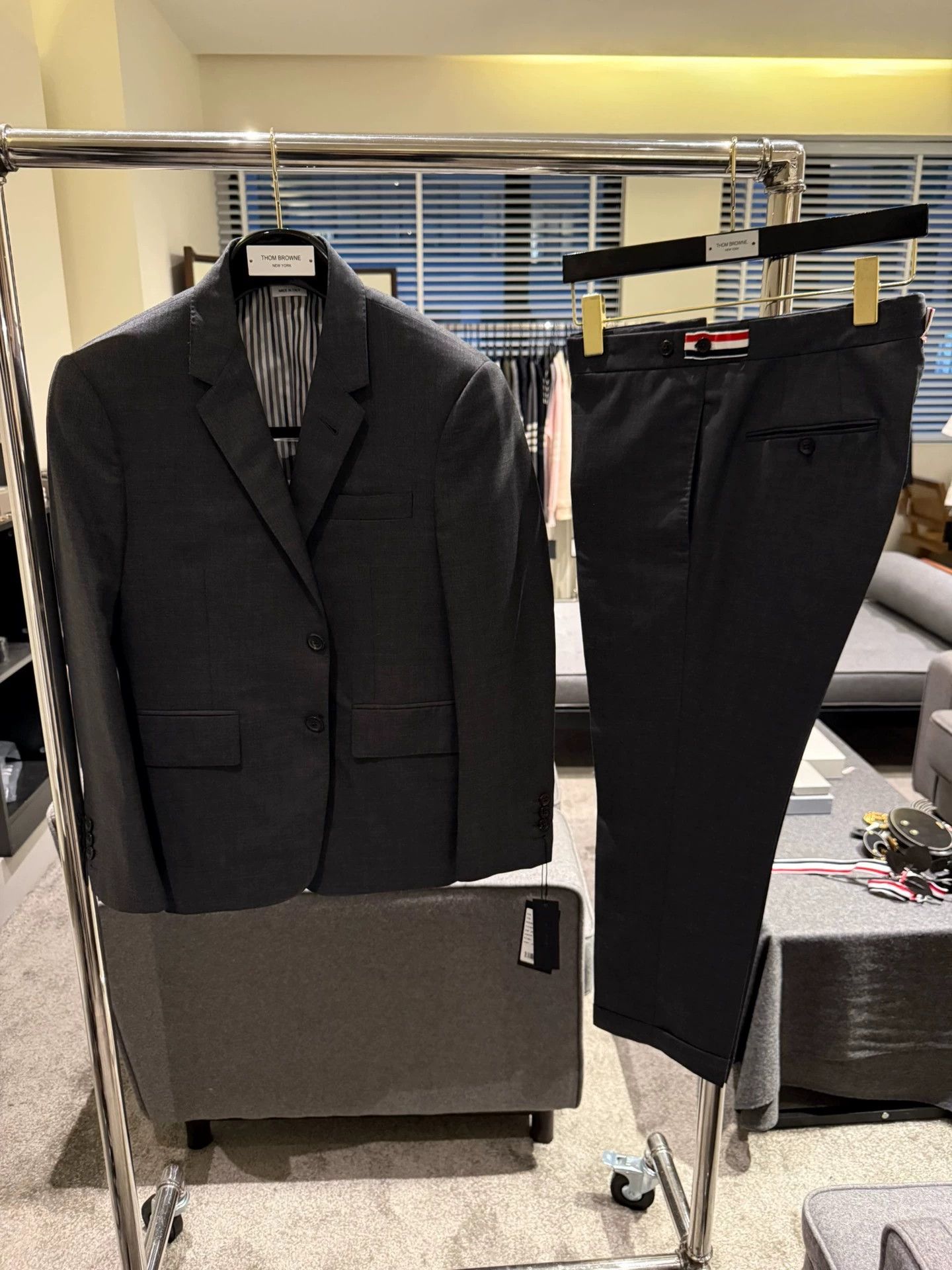 Thom Browne Thom Browne Classic Slim Charcoal Gray Suit Size US S / EU 44-46 / 1 - 1 Thumbnail