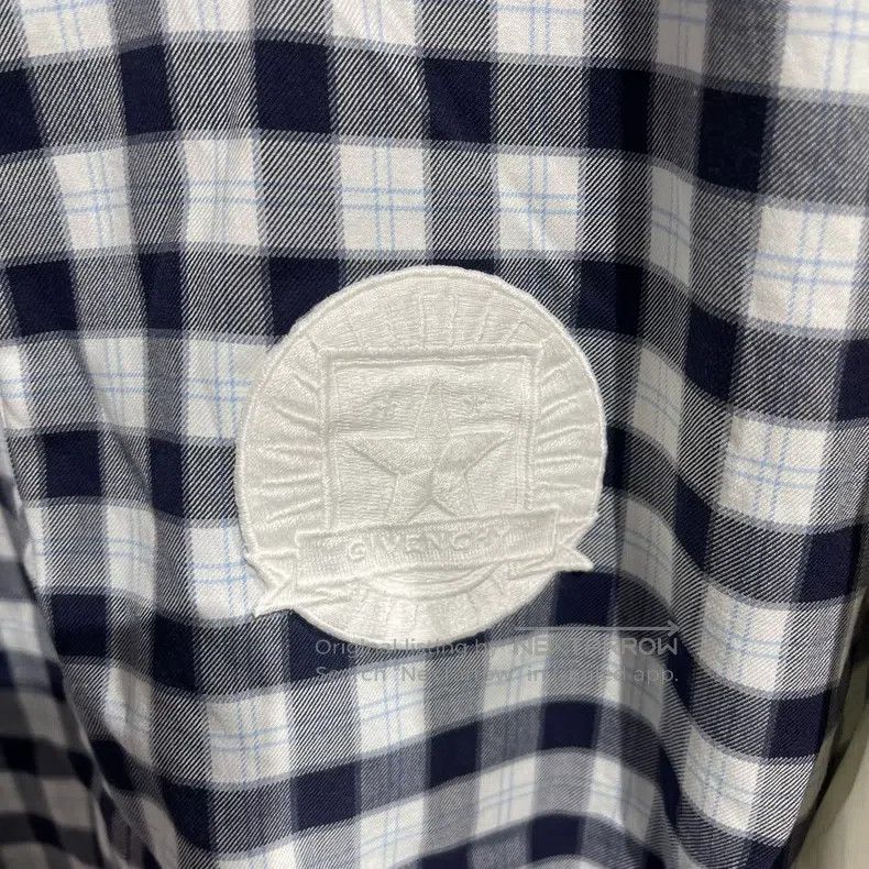 Givenchy Givenchy Size43 White star embroidered striped sailor shirt Size US M / EU 48-50 / 2 - 3 Thumbnail