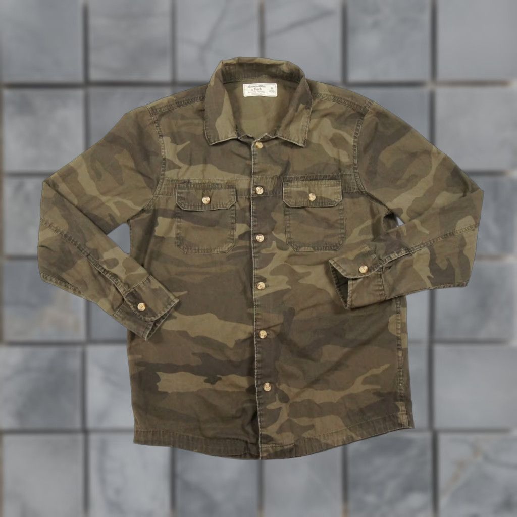 Abercrombie & Fitch Abercrombie & Fitch Shirt Mens Small Green Camouflage Button Down Military Army Size US S / EU 44-46 / 1 - 1 Thumbnail
