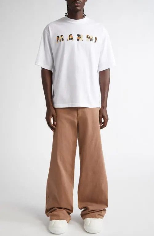 o1w1db11125 Leopard Spot Logo Graphic T-Shirt in White