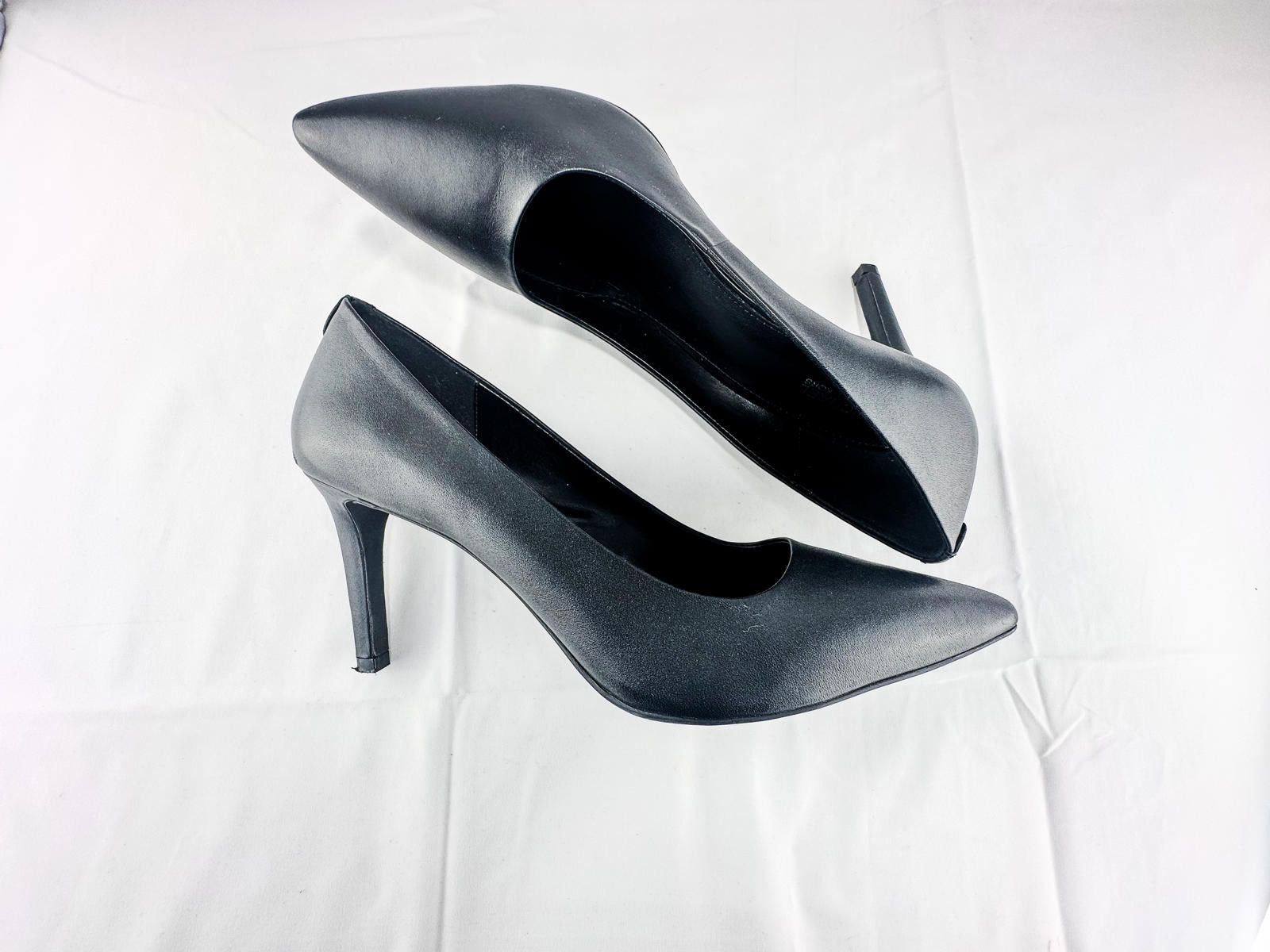 Michael Kors Michael Kors Dorothy Flex Leather Pumps – Black Size US 9.5 / IT 39.5 - 8 Thumbnail