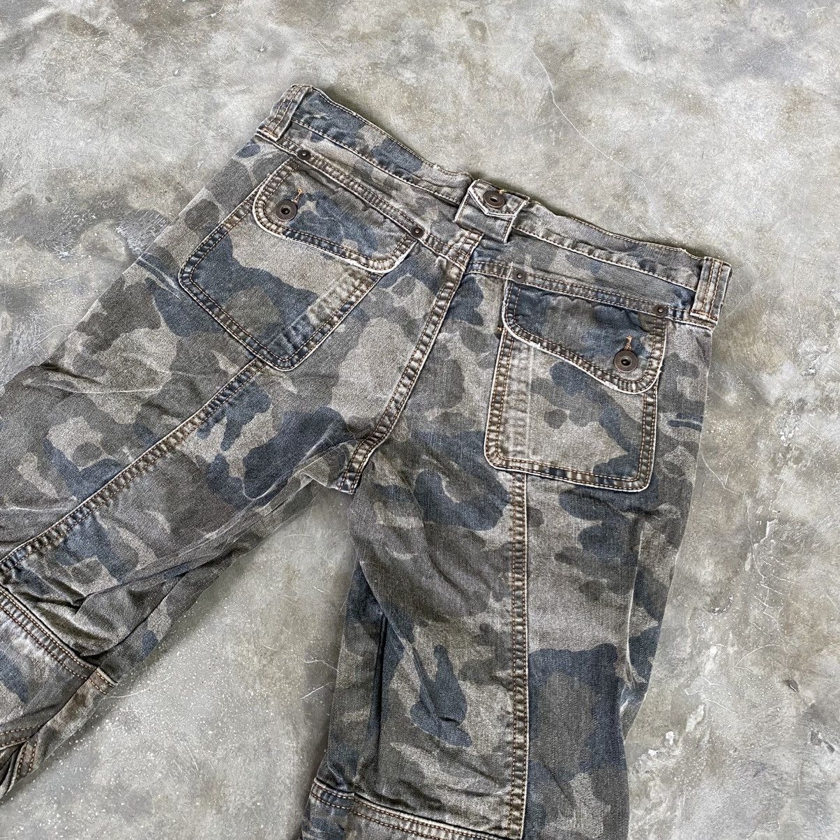 Hysteric Glamour 2000s Grace Continetal - Camo Multipocket Cargo Pants Size US 29 - 5 Thumbnail