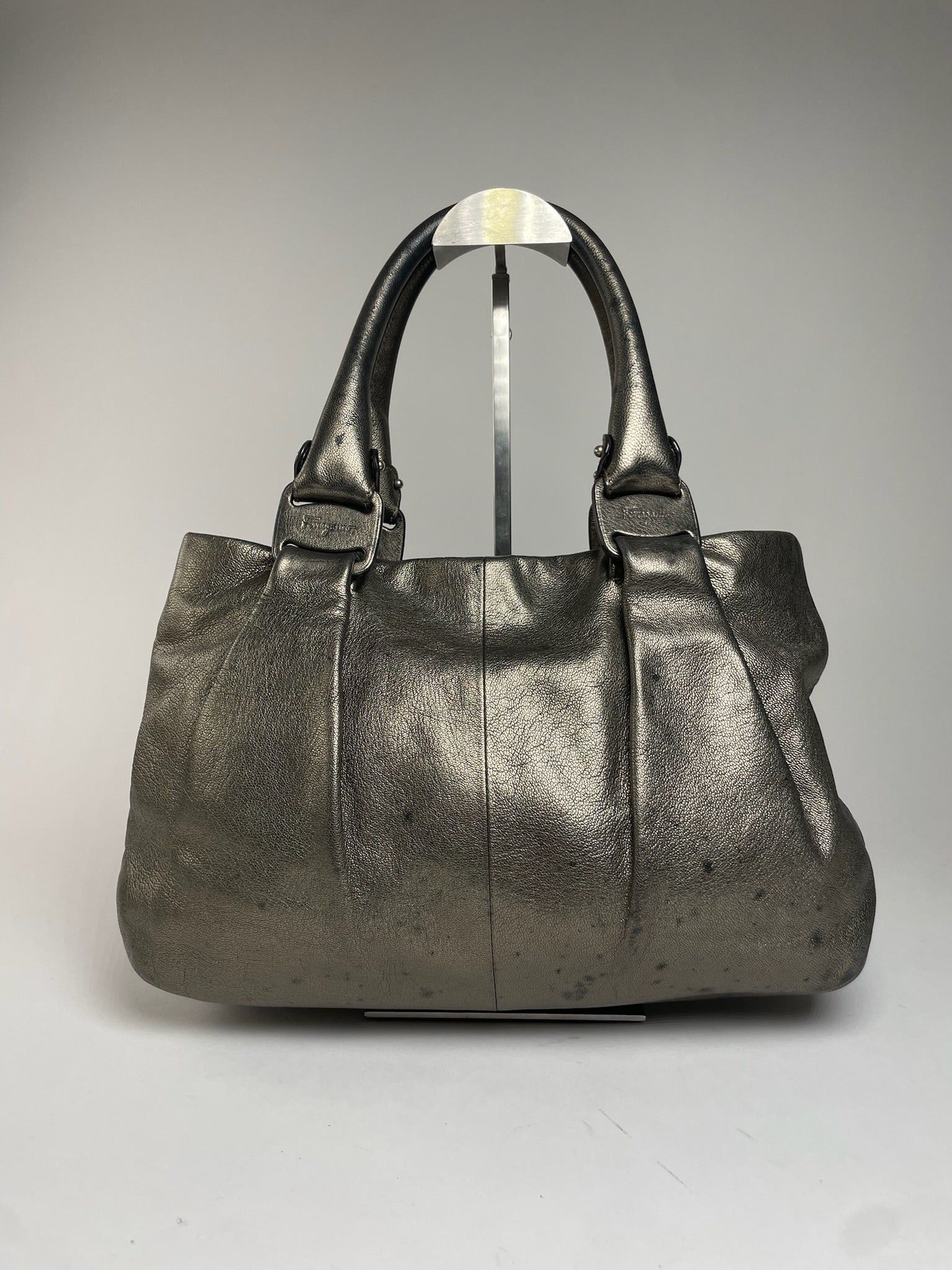 Salvatore Ferragamo Vintage Leather Handbag Silver Size ONE SIZE - 1 Thumbnail