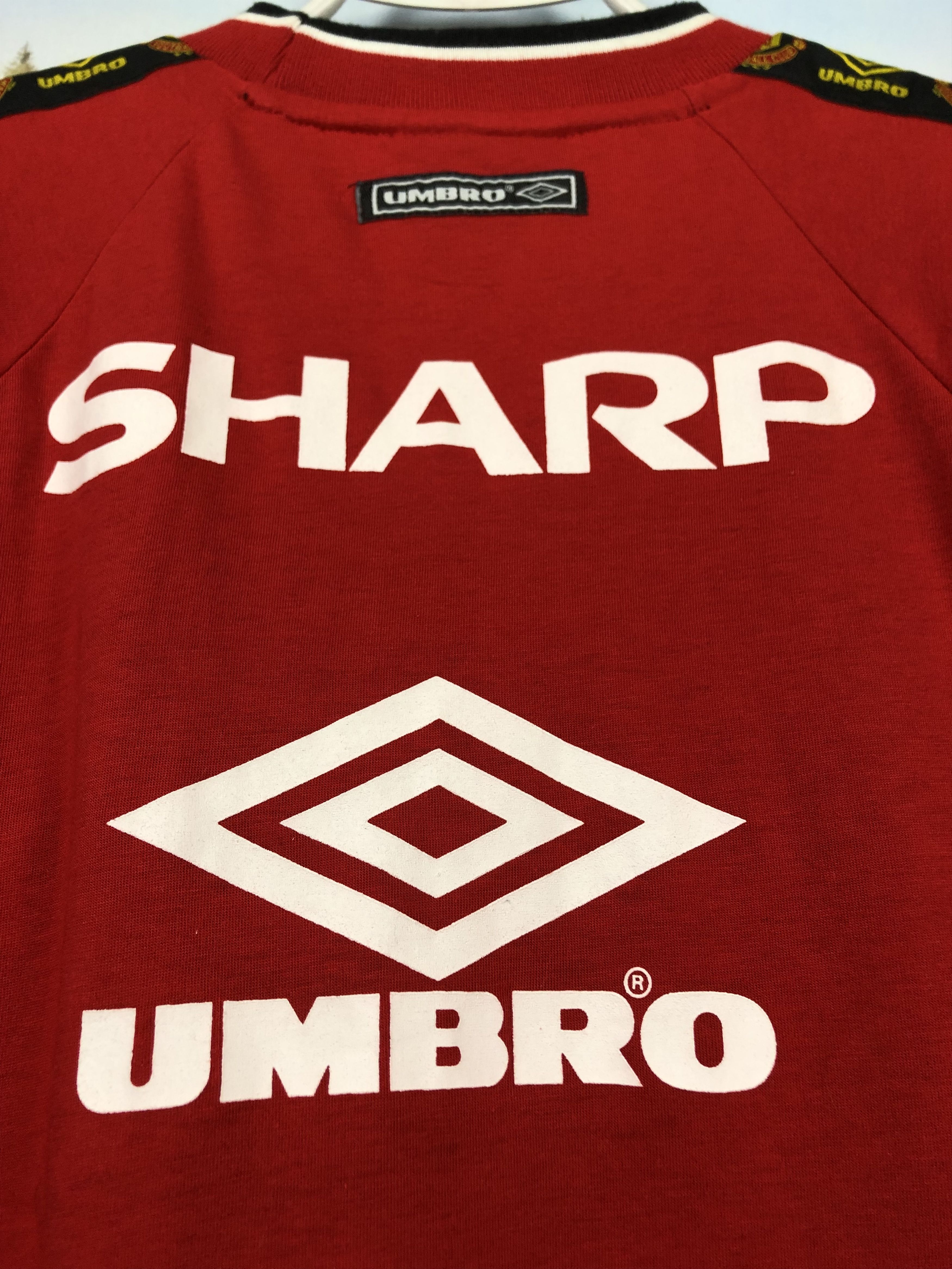 Vintage Vintage Manchester United Football Shirt Train Soccer Jersey Size US S / EU 44-46 / 1 - 12 Thumbnail