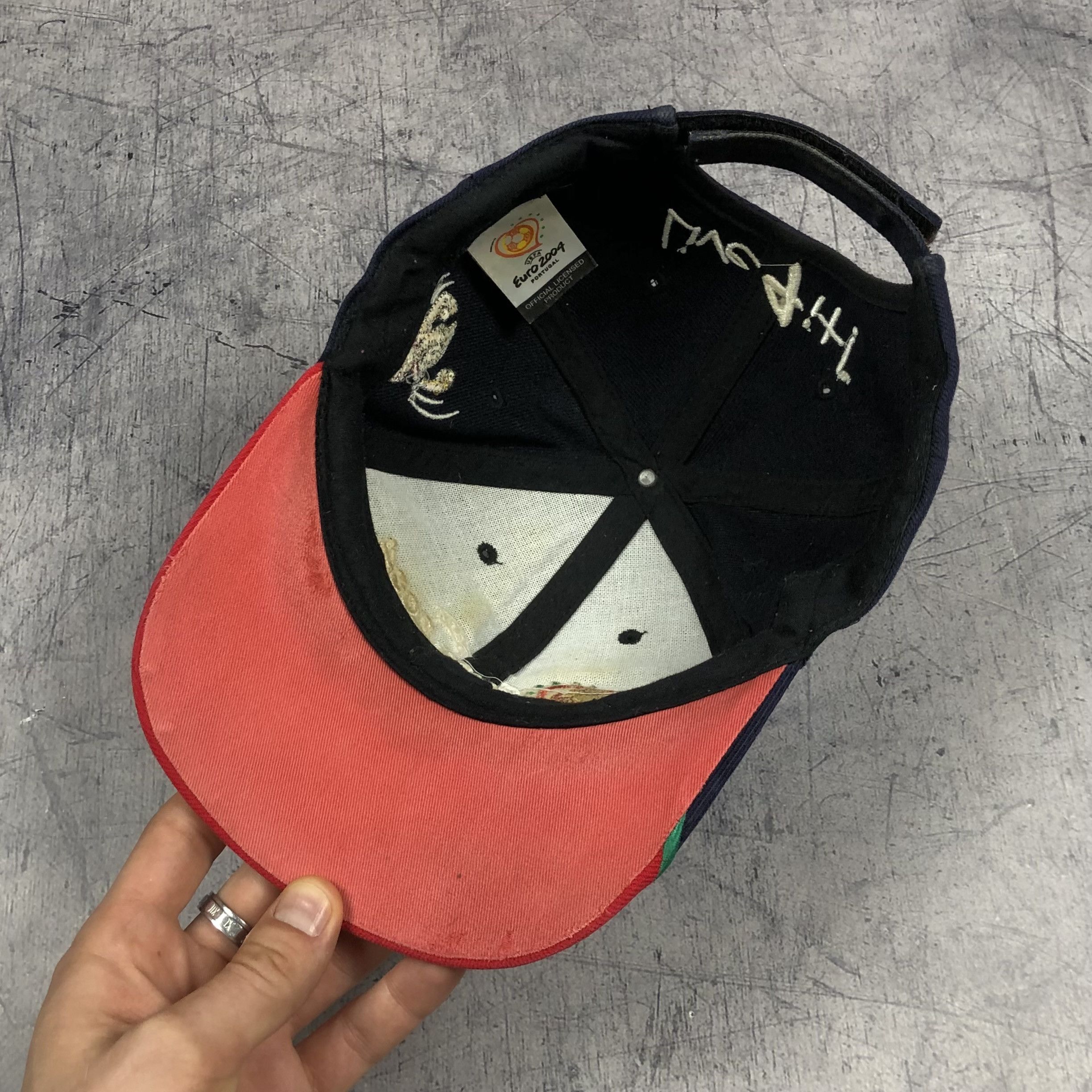 Vintage UEFA EURO 2004 Portugal Cap Size ONE SIZE - 7 Thumbnail