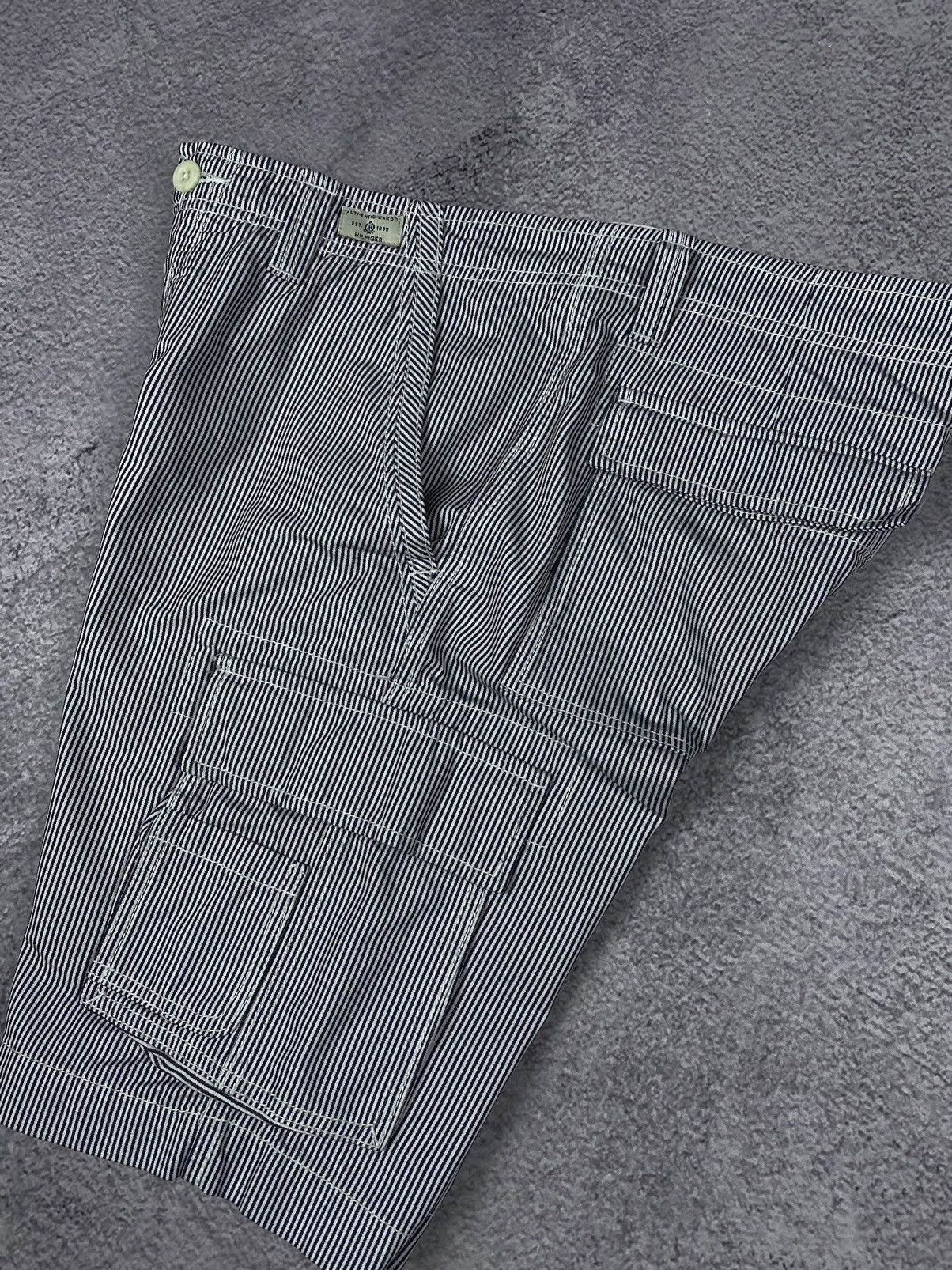 Tommy Hilfiger × Vintage Tommy Hilfiger Cargo Striped Shorts Size US 32 / EU 48 - 7 Thumbnail