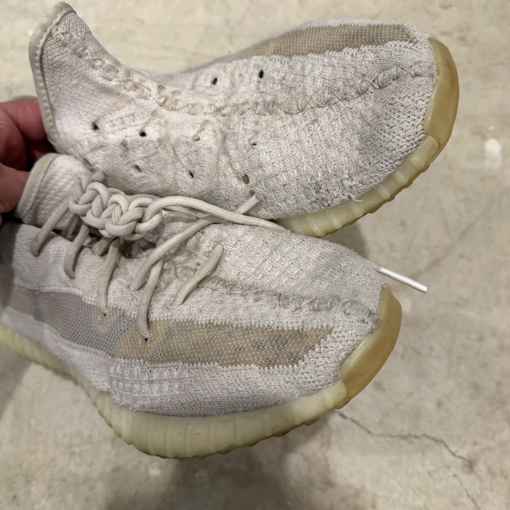 Adidas **Adidas Yeezy Boost 350 V2 White 9.5 Men's Shoe** User: **Adidas Yeezy Boost 350 V2 White 9.5 Men's** Size US 9 / EU 42 - 4 Thumbnail