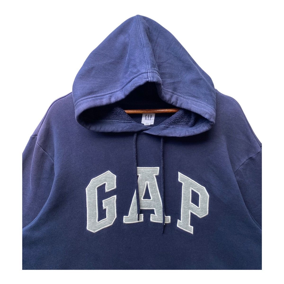 Gap Vintage Gap Hoodie Big Logo Pullover Jumper Size XL Size US XL / EU 56 / 4 - 2 Thumbnail