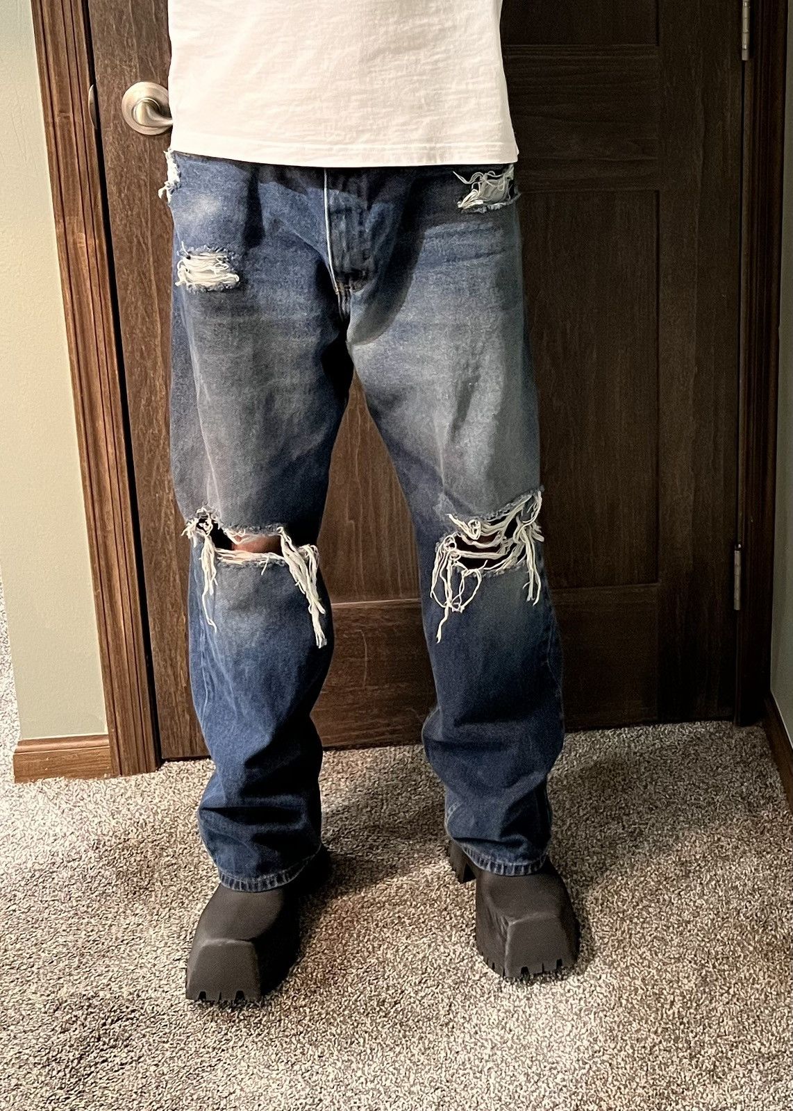 Japanese Brand × Vintage Baggy Distressed Denim 38x30 Size US 38 / EU 54 - 1 Thumbnail