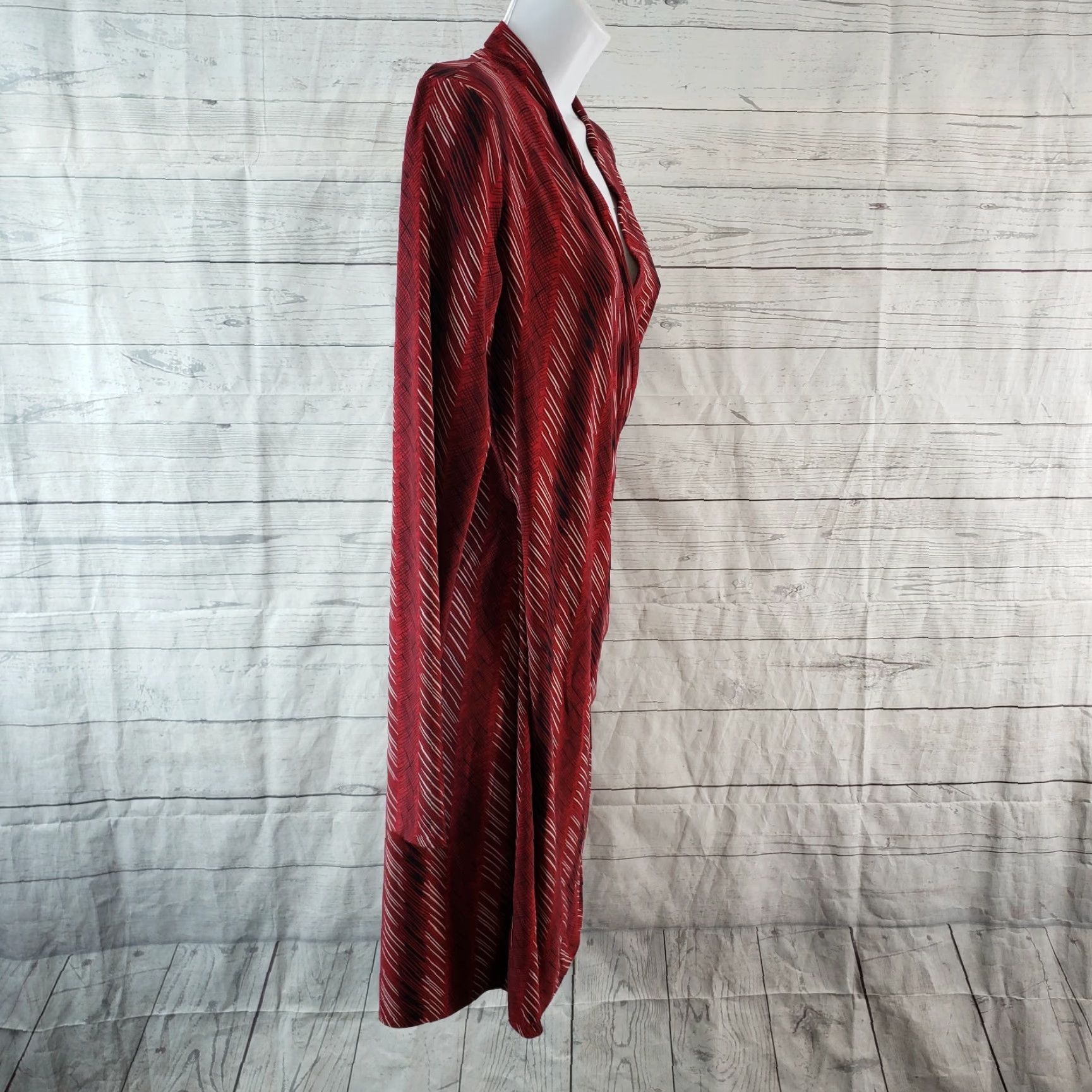Norma Kamali Norma Kamali Womens Wrap Dress Sz M Red Black Long Sleeve V-Neck Pullover Knee Length Vintage No Size M / US 6-8 / IT 42-44 - 3 Thumbnail