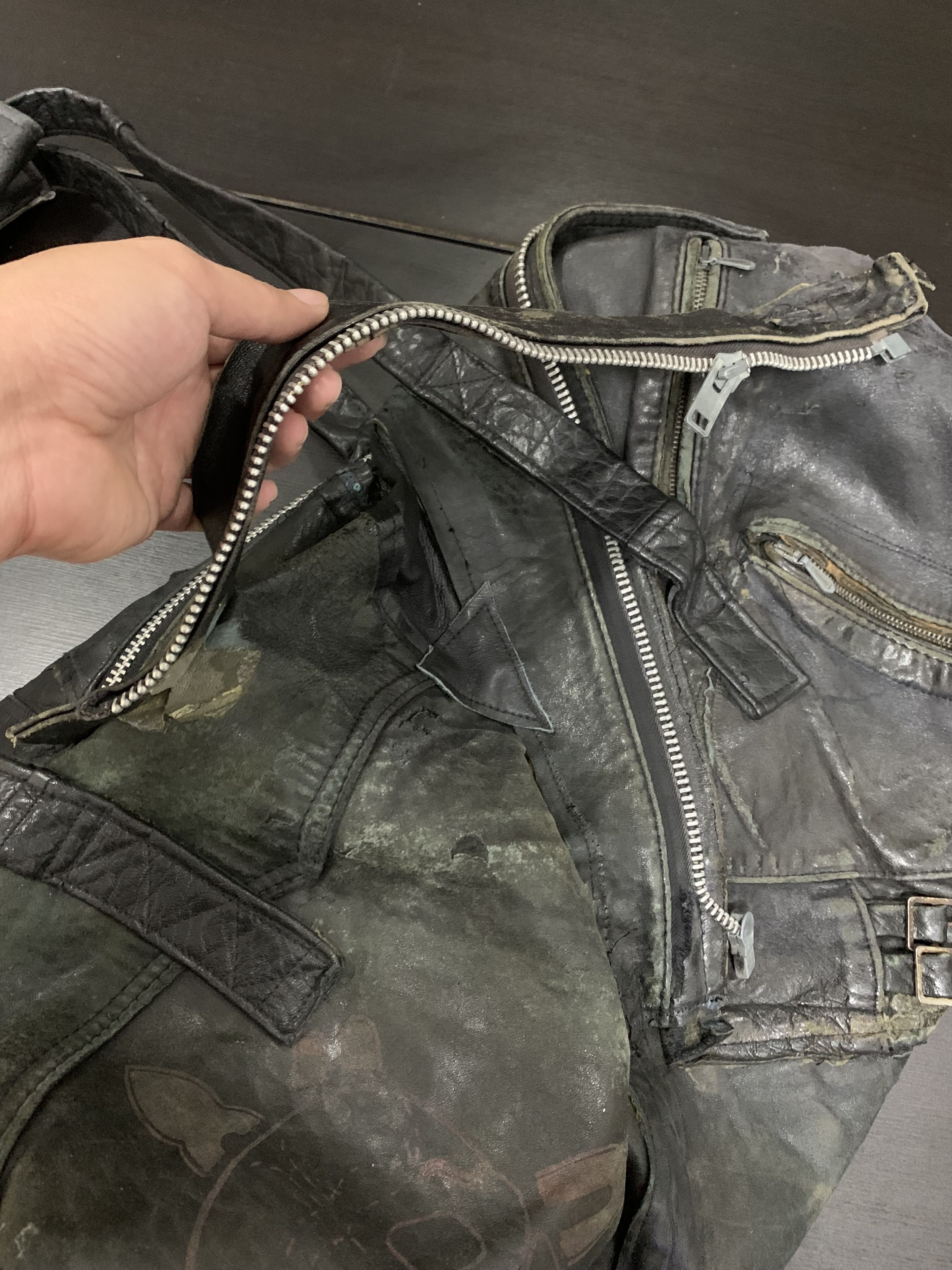 Vinti Andrews Vinti Andrews Reconstructed Leather Jacket Travel Bag Size ONE SIZE - 24 Thumbnail
