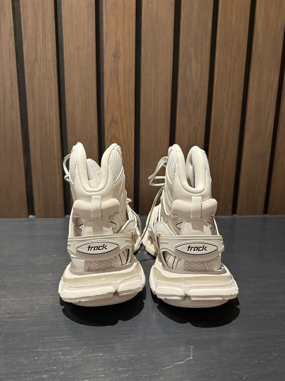 Balenciaga Balenciaga Track.2 Sneakers – Grey Size US 11 / EU 44 - 2 Thumbnail