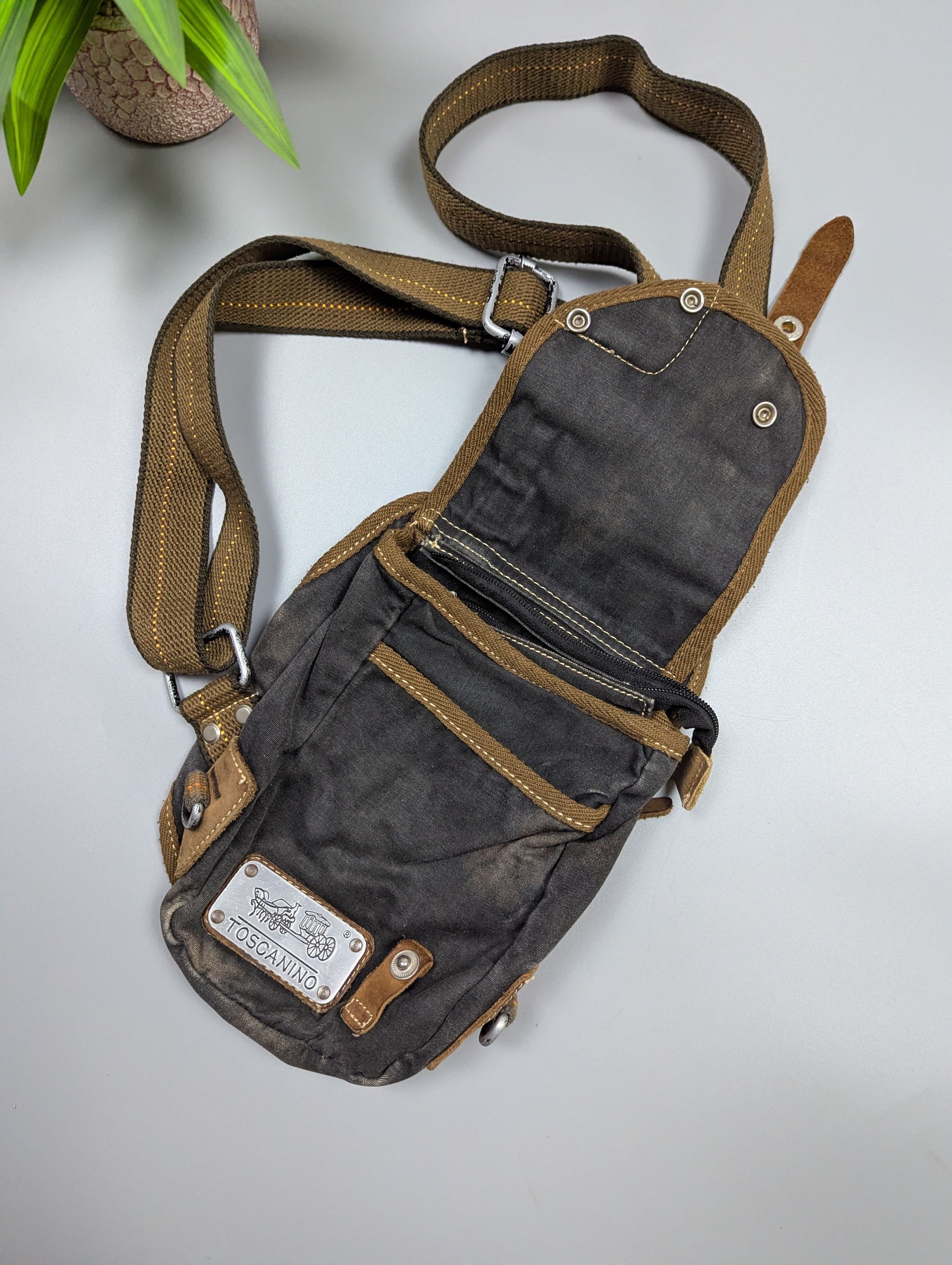 Vintage Toscanino VTG Italy Y2K Distressed Denim Crossbody Size ONE SIZE - 6 Thumbnail