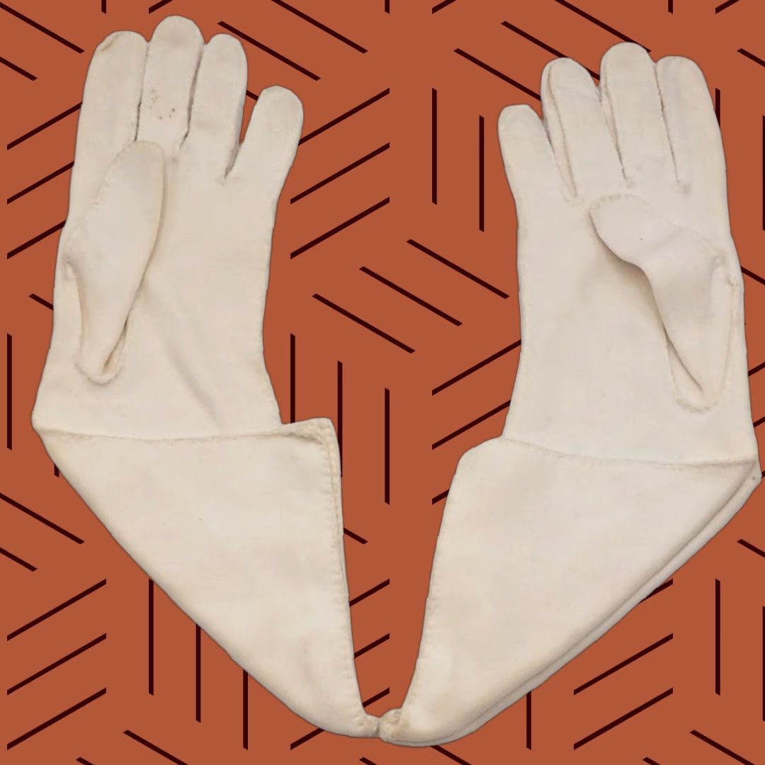 Bally VINTAGE Womens White Ball Evening Gloves Size ONE SIZE - 1 Thumbnail