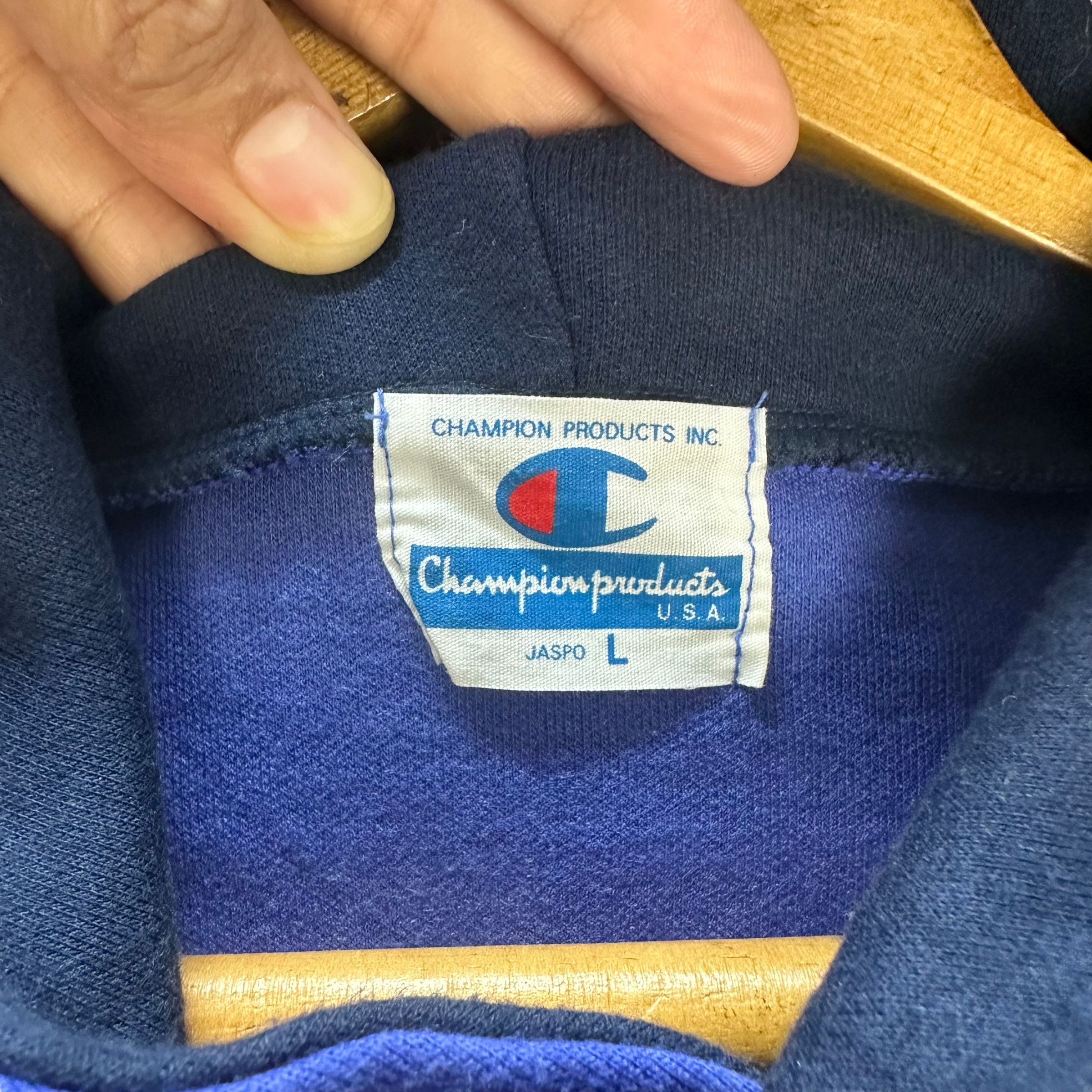 Champion Champion Embroidery Big Logo Pullover Hoodies #8491-011 Size US L / EU 52-54 / 3 - 6 Thumbnail
