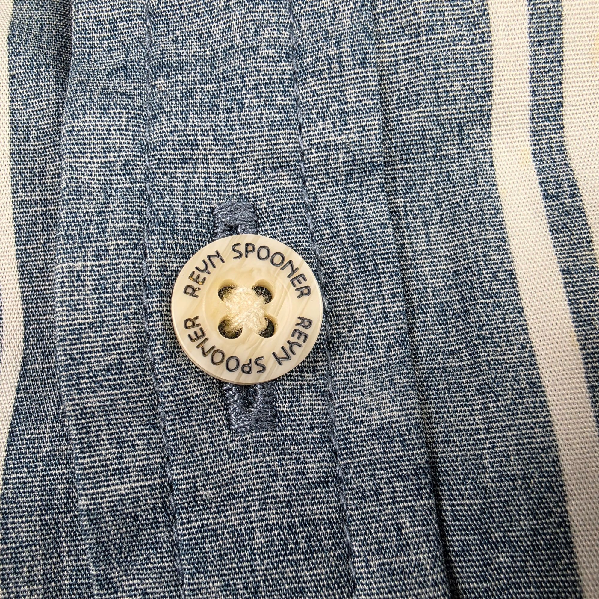 Reyn Spooner Reyn Spooner Classic Mens Size XL Blue White Striped Button Size US XL / EU 56 / 4 - 4 Thumbnail