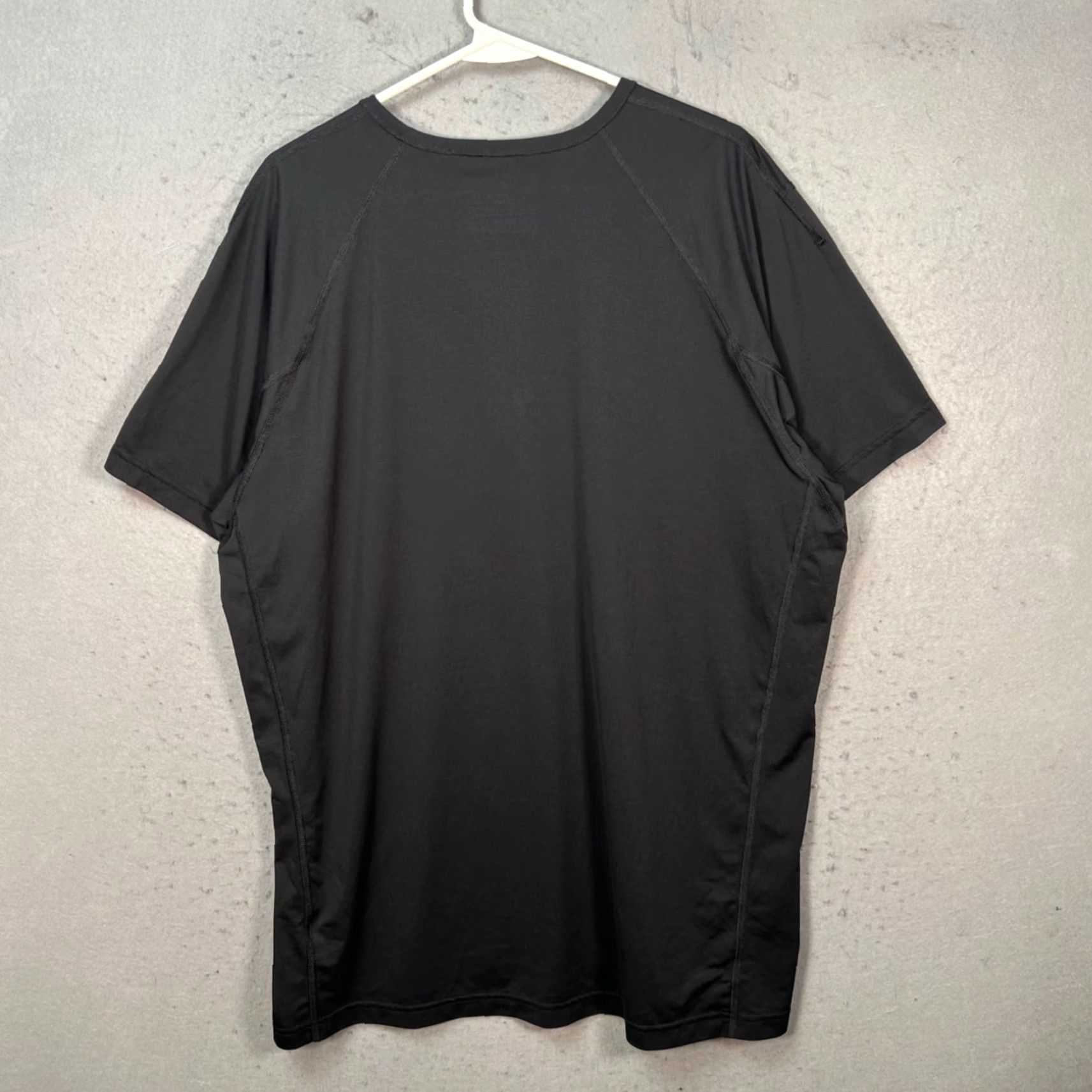 Reigning Champ Reigning Champ T-Shirt Mens 2XL Black Lightweight Polyester Cotton Crew Neck Short Sleeve Shirt Boys? Size US XXL / EU 58 / 5 - 2 Thumbnail