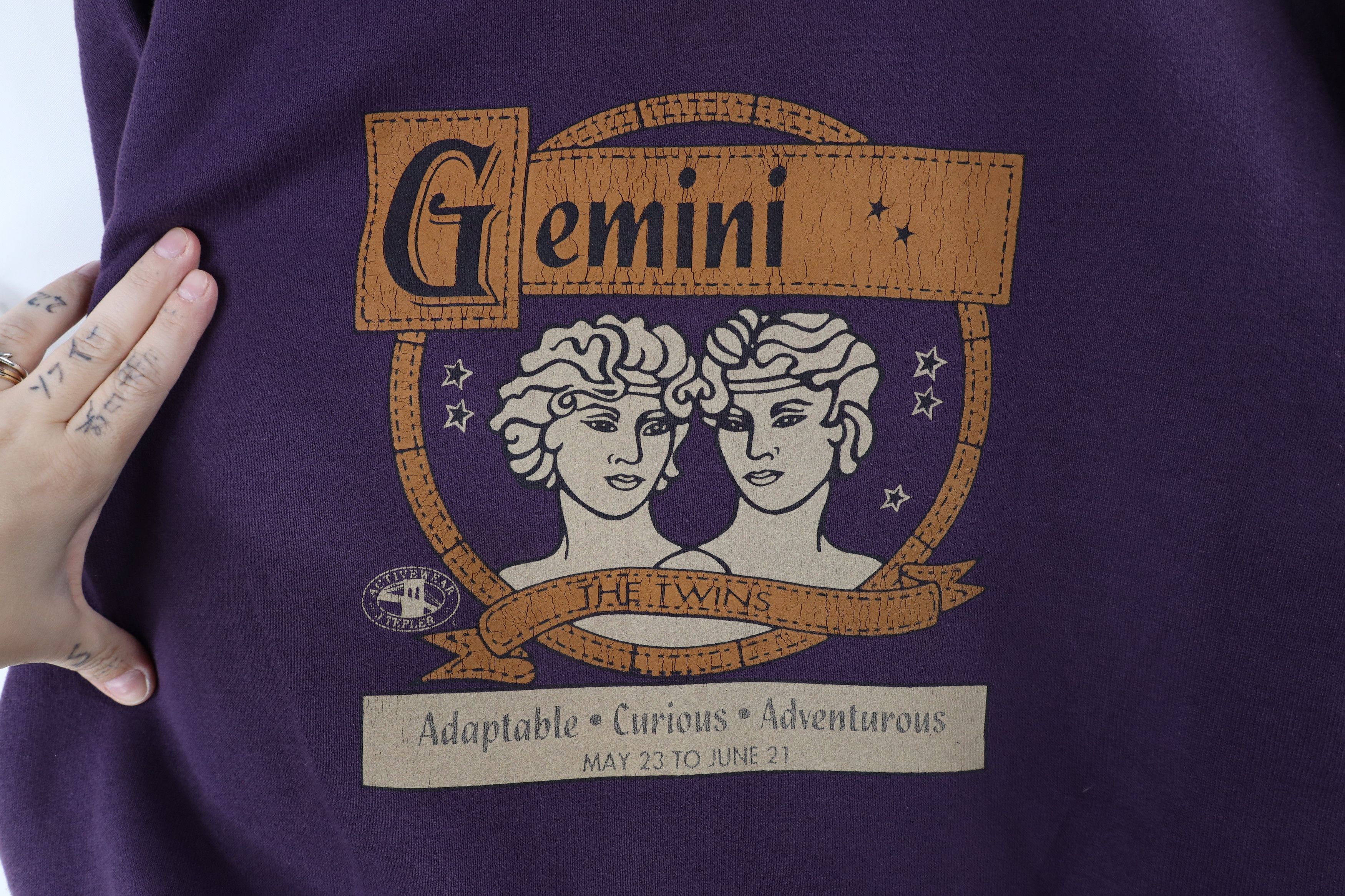 Vintage Vintage 90s Streetwear Gemini Astrology Sign Sweatshirt USA Size M / US 6-8 / IT 42-44 - 4 Thumbnail