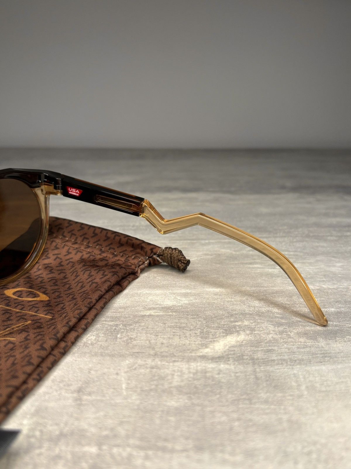 Oakley Oakley HSTN M x Kylian Mbappé Dark Amber/Light Curry Size ONE SIZE - 11 Thumbnail