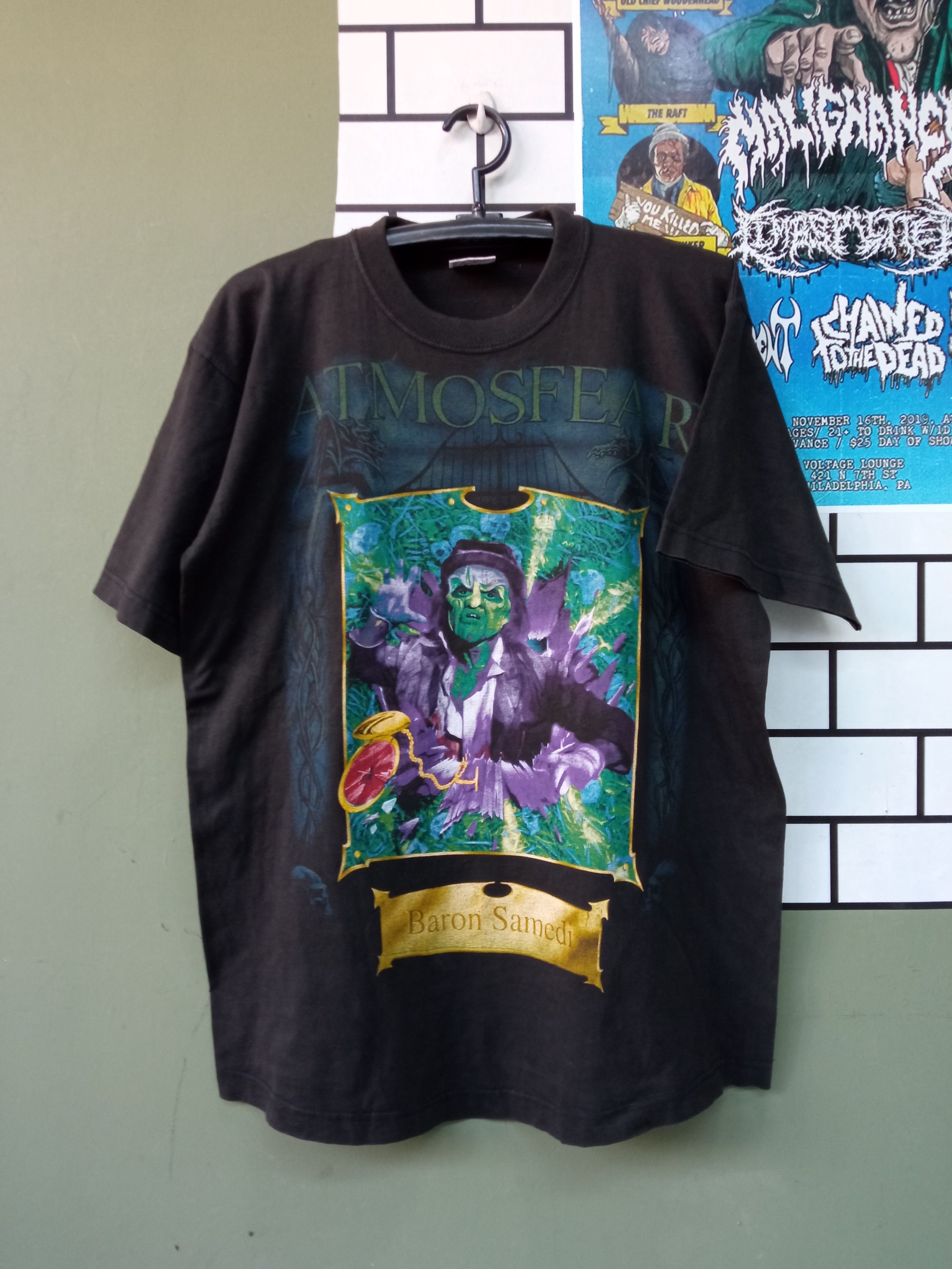 Almosfear baron samedi vintage t shirt size L.