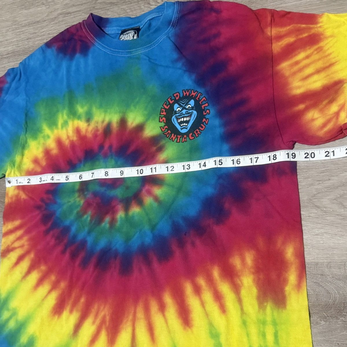 Santa Cruz Skateboards Santa Cruz Skateboards Screaming Hand Tie Dye Colorful Tee M Size US M / EU 48-50 / 2 - 6 Thumbnail