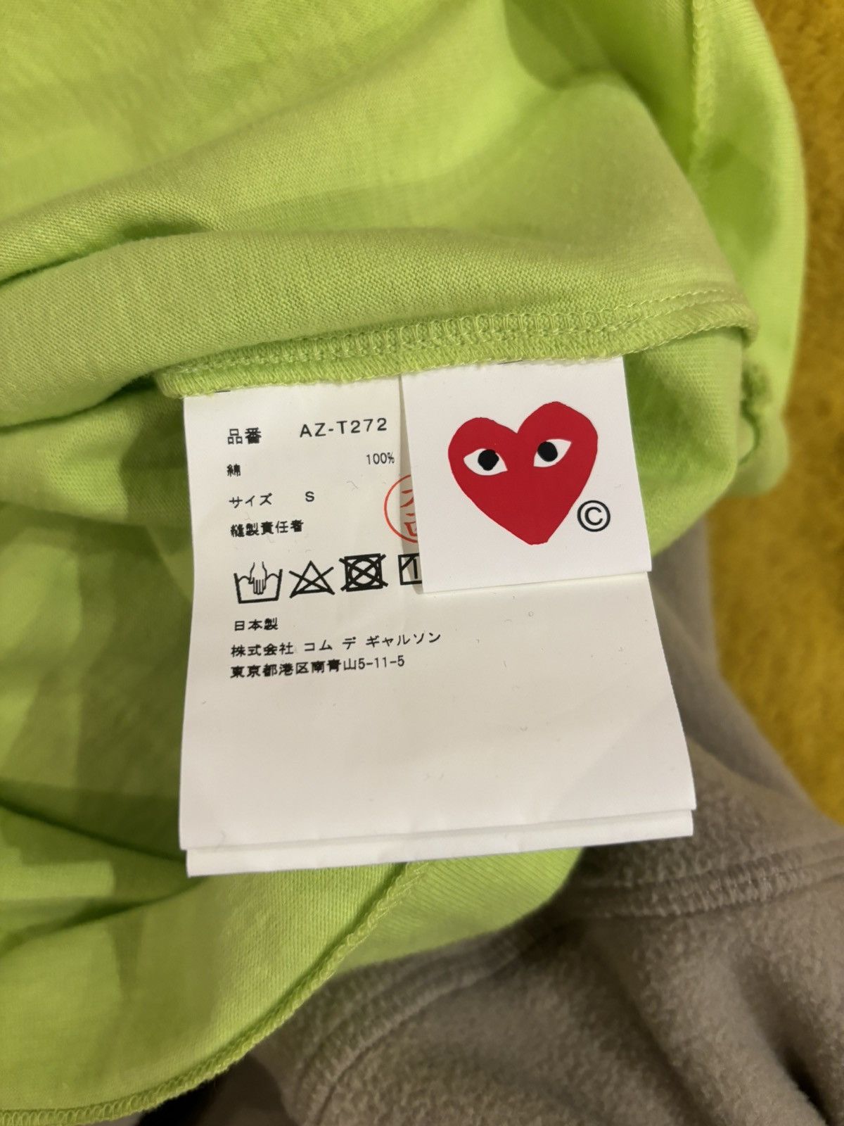 Comme des Garcons × Comme des Garcons PLAY Comme Des Garçons Play heart embroidered round neck T-shirt Size US S / EU 44-46 / 1 - 3 Thumbnail