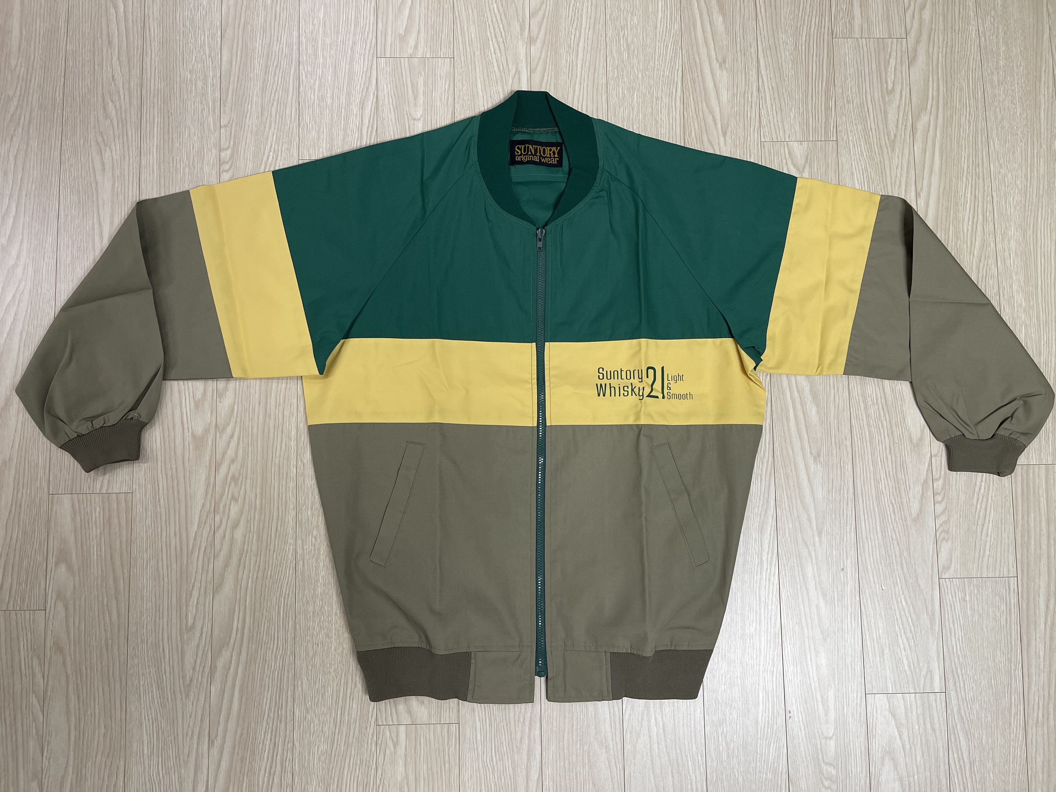 Japanese Brand Suntory Whiskey Jacket 90s Japan Vintage Size US L / EU 52-54 / 3 - 1 Thumbnail