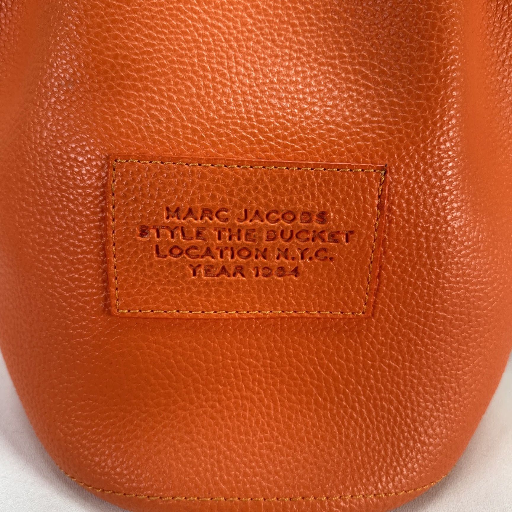 Marc Jacobs The Marc Jacob Bucket Bag Large Orange Leather Purse Size ONE SIZE - 4 Thumbnail