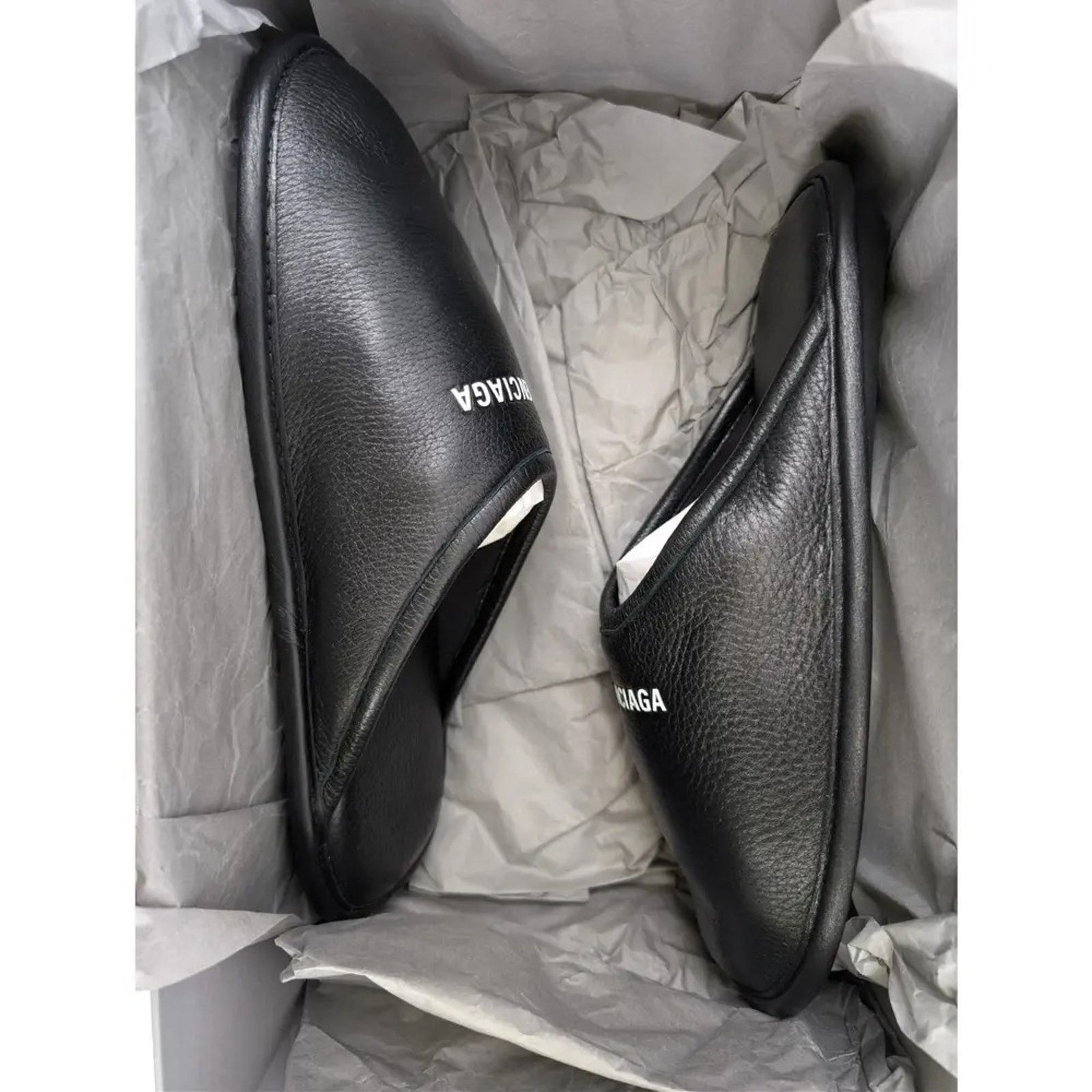 Balenciaga o1rshd1 Logo Grained Leather / Control Home Mule Flat Black Size US 8 / EU 41 - 16 Thumbnail